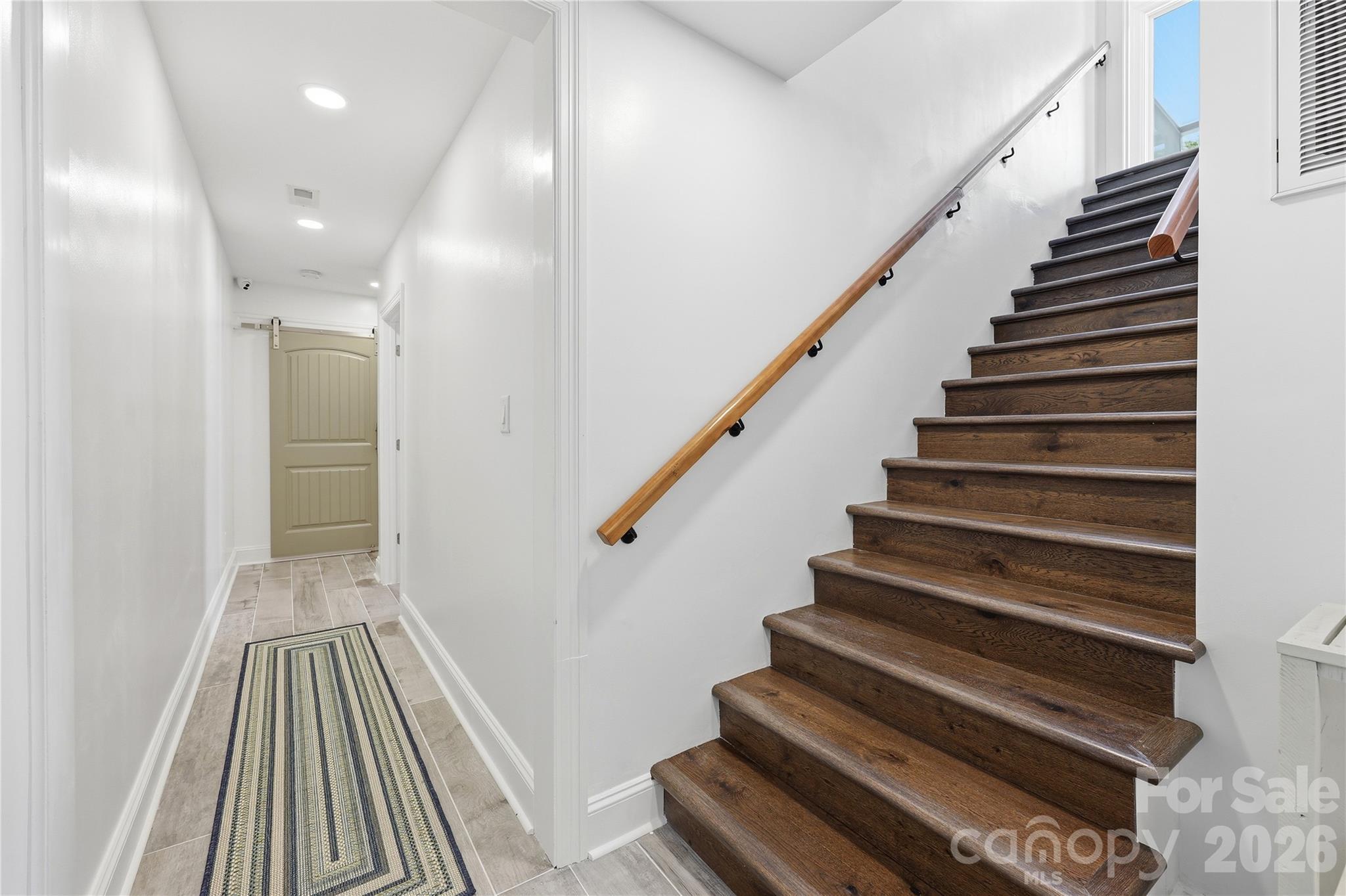 420 Skysail Road — Salisbury