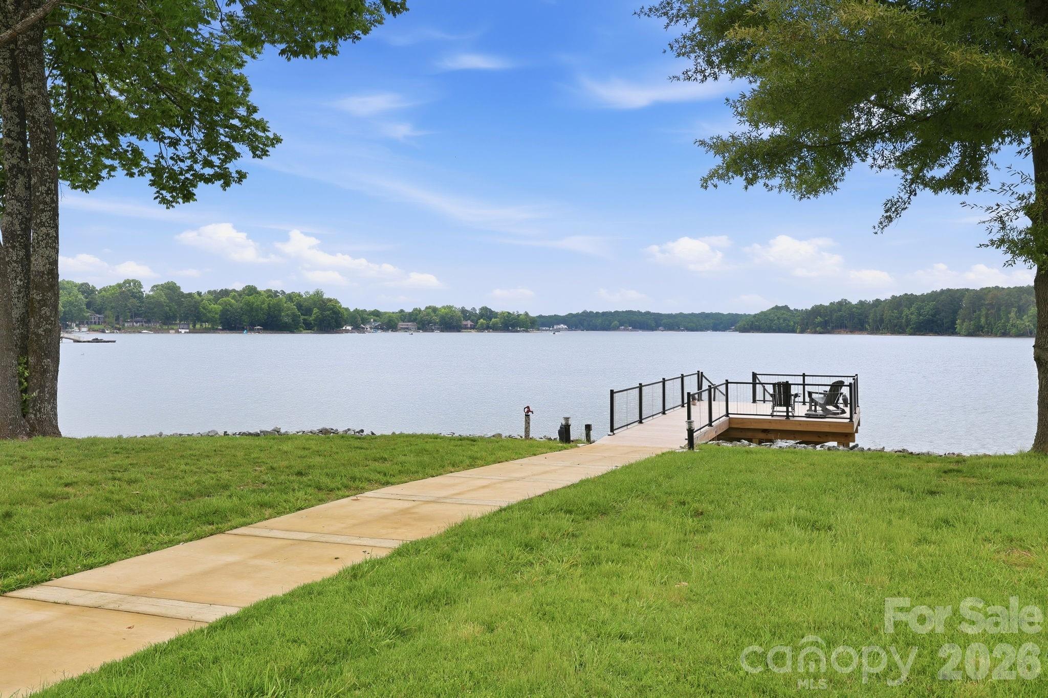 420 Skysail Road — Salisbury