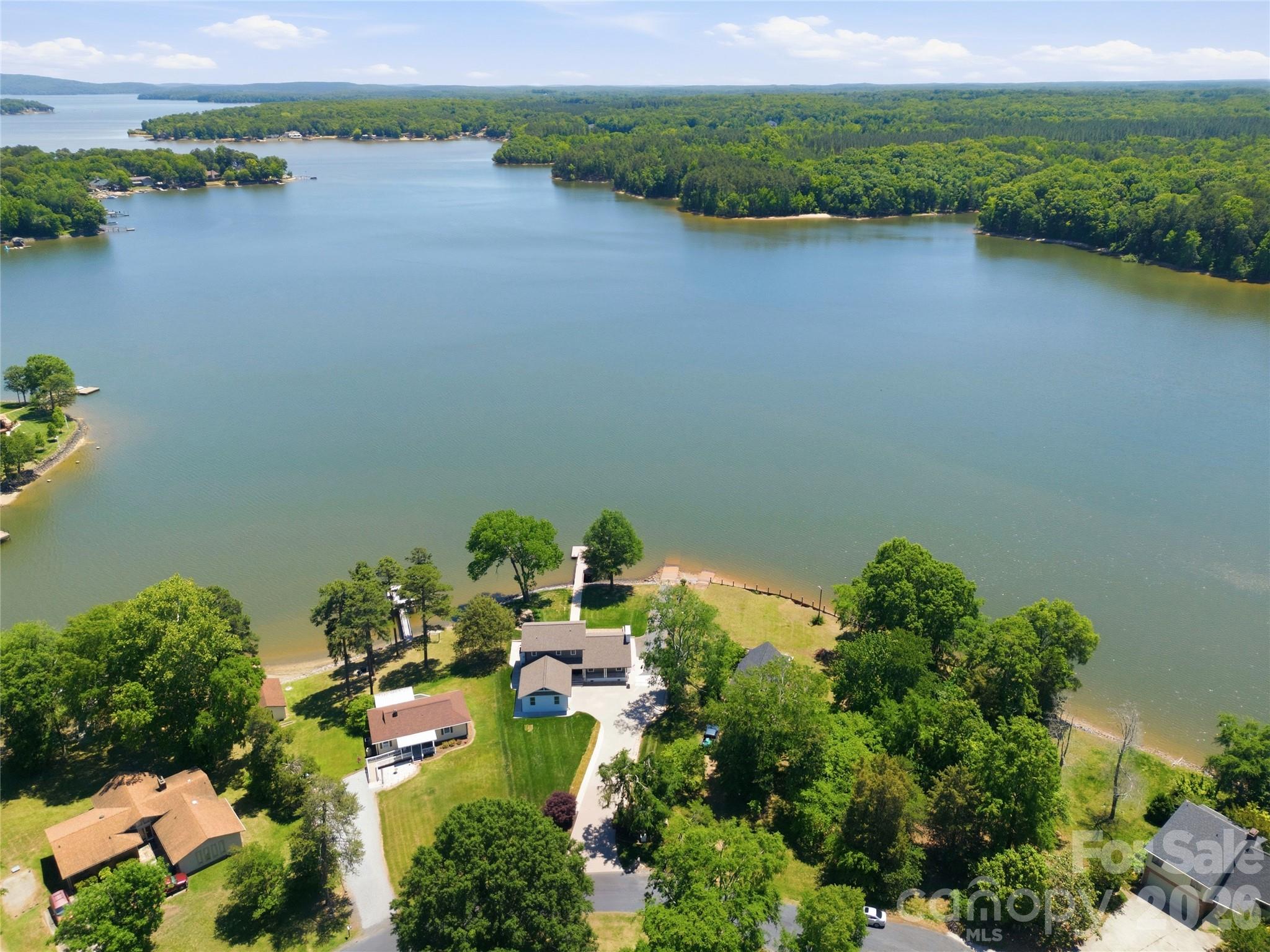 420 Skysail Road — Salisbury