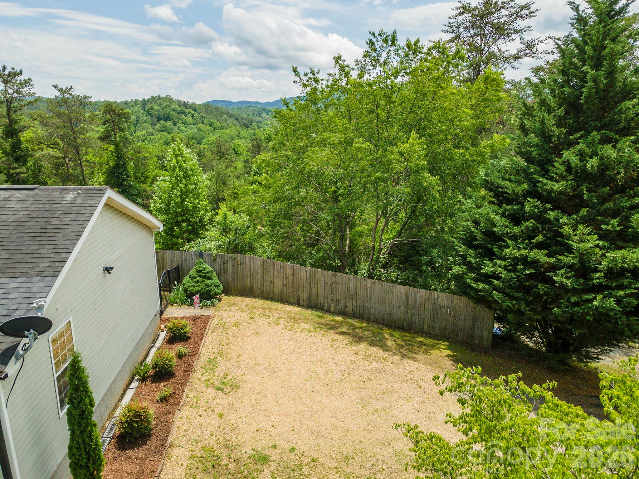 25 Inglescott Way — Alexander