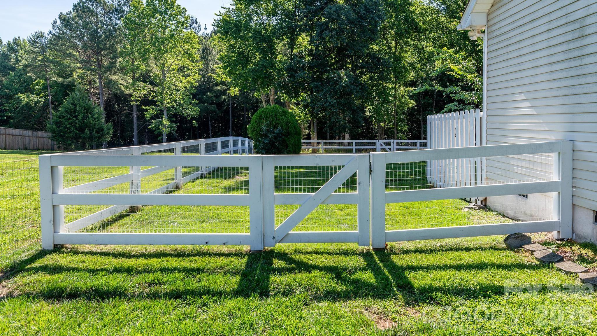 235 Kendra Drive — Mooresville
