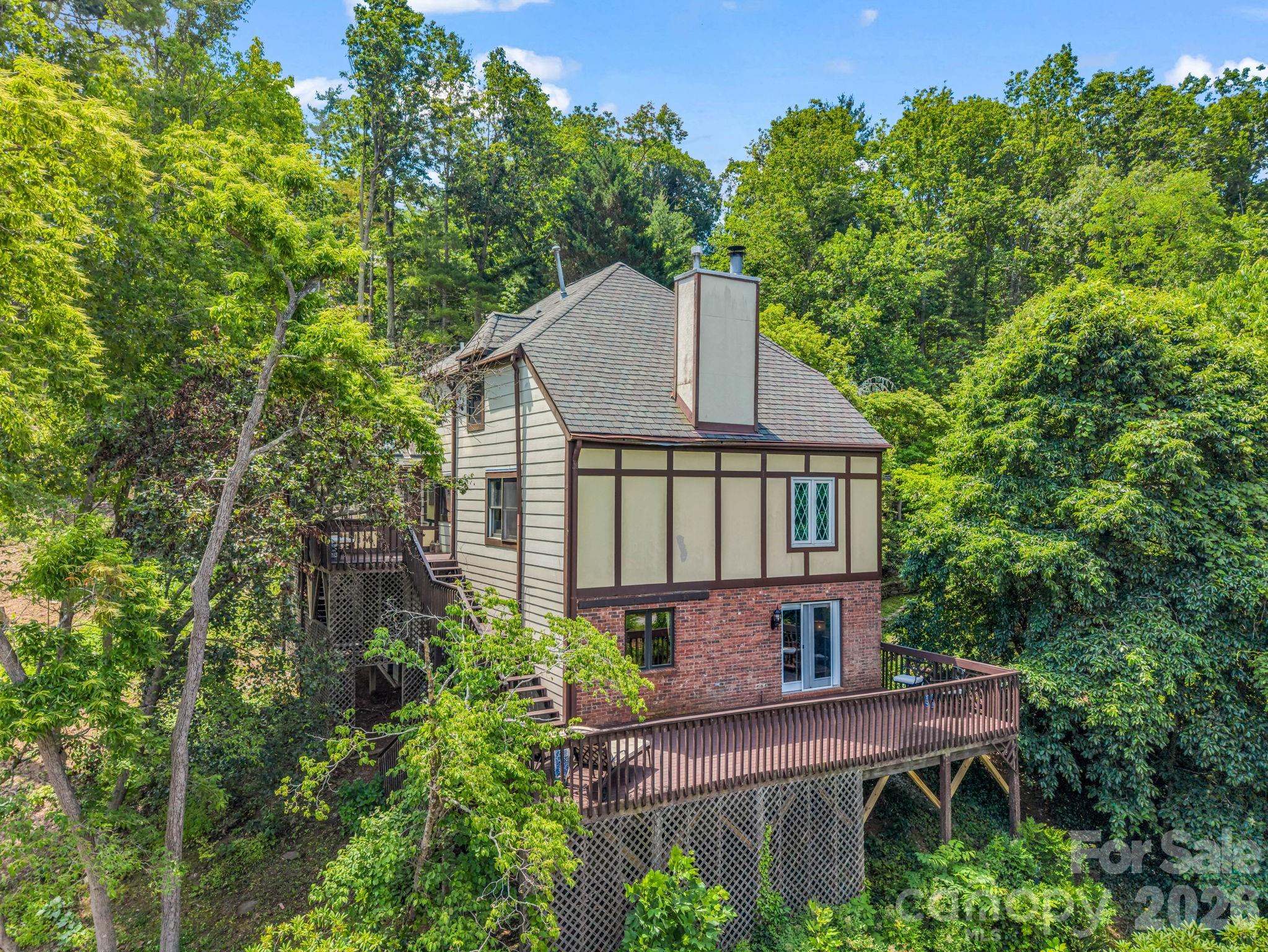 8 Sunny Ridge Drive — Asheville