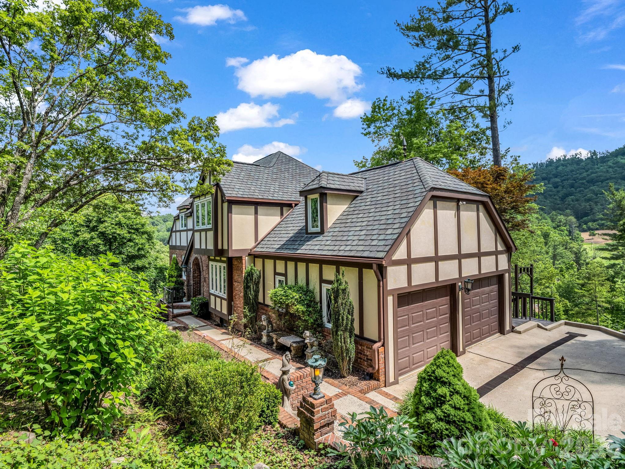 8 Sunny Ridge Drive — Asheville
