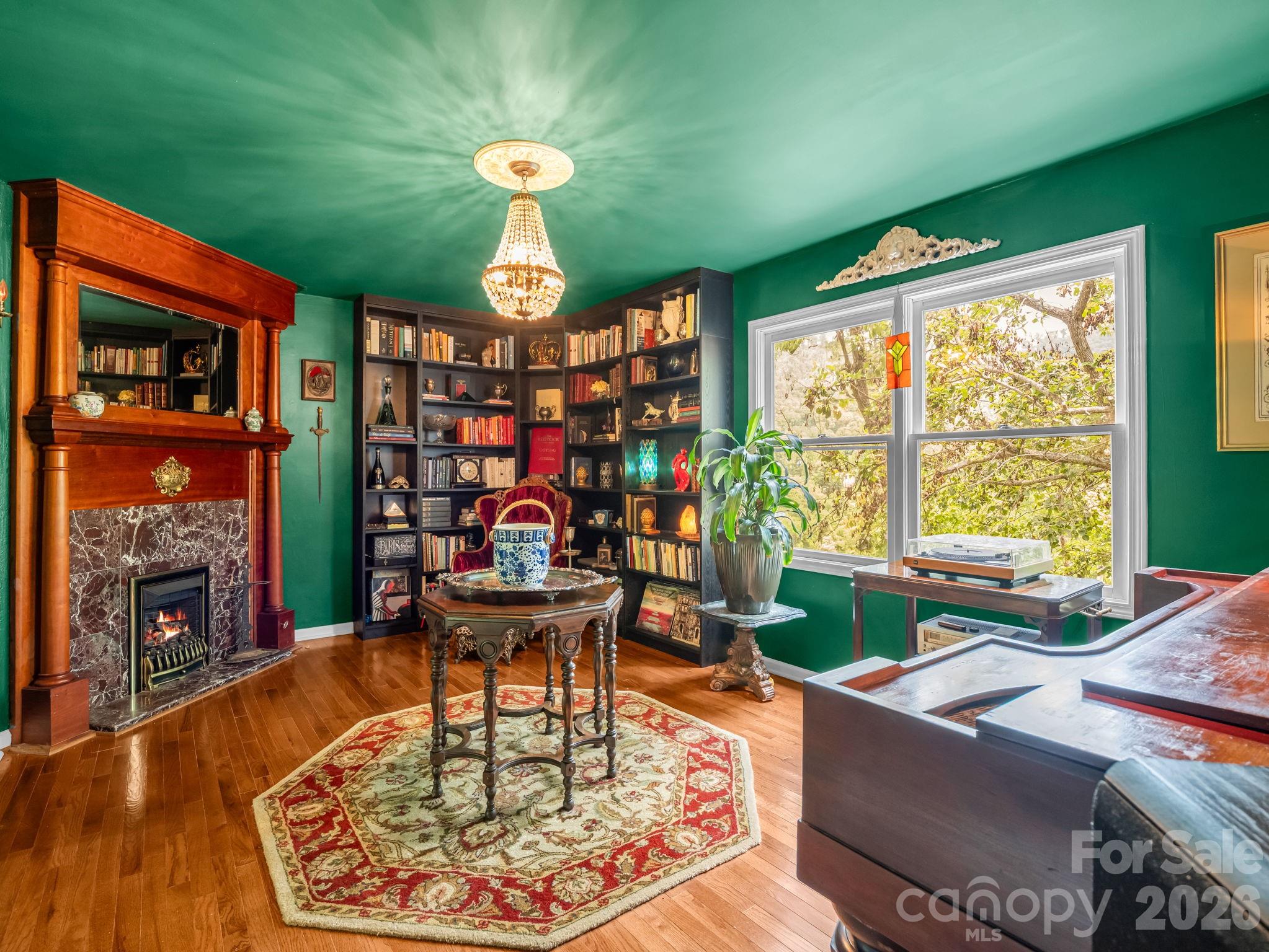 8 Sunny Ridge Drive — Asheville