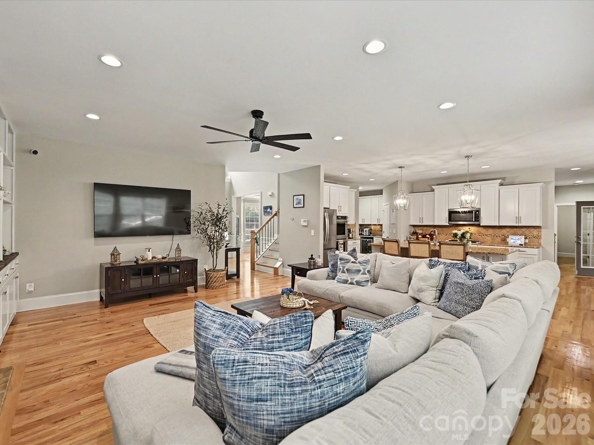 9643 Hampton Oaks Lane — Charlotte