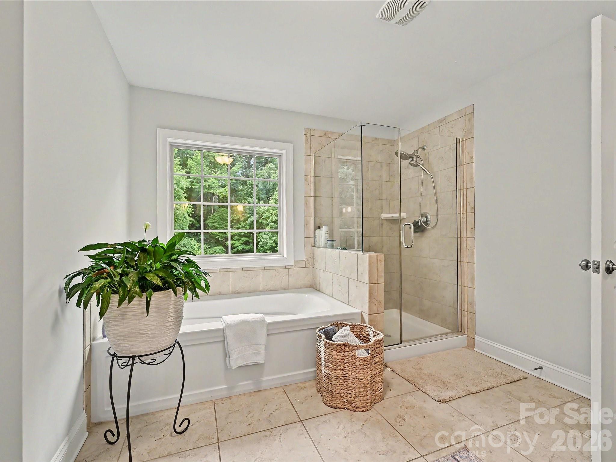 9643 Hampton Oaks Lane — Charlotte