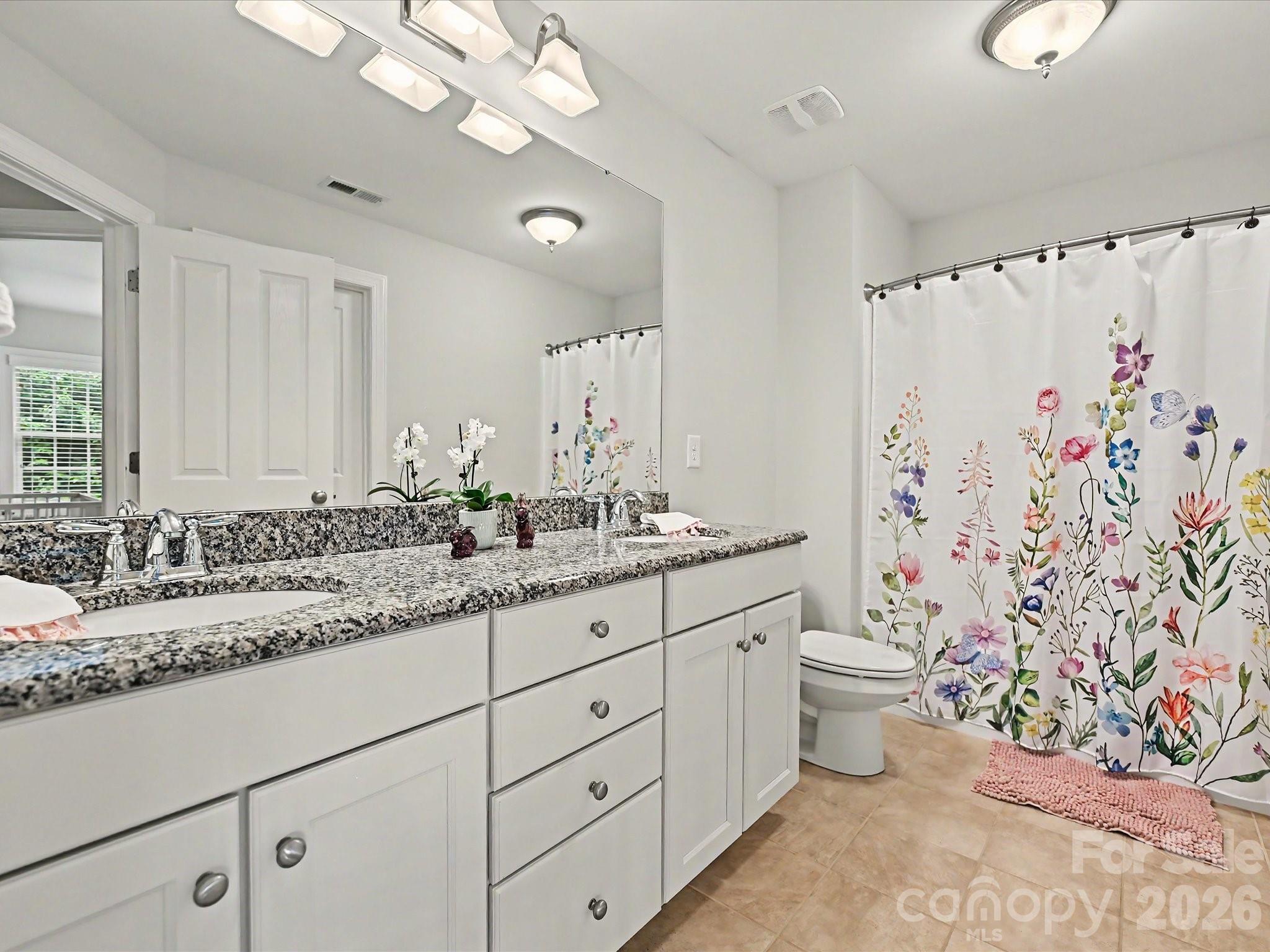 9643 Hampton Oaks Lane — Charlotte