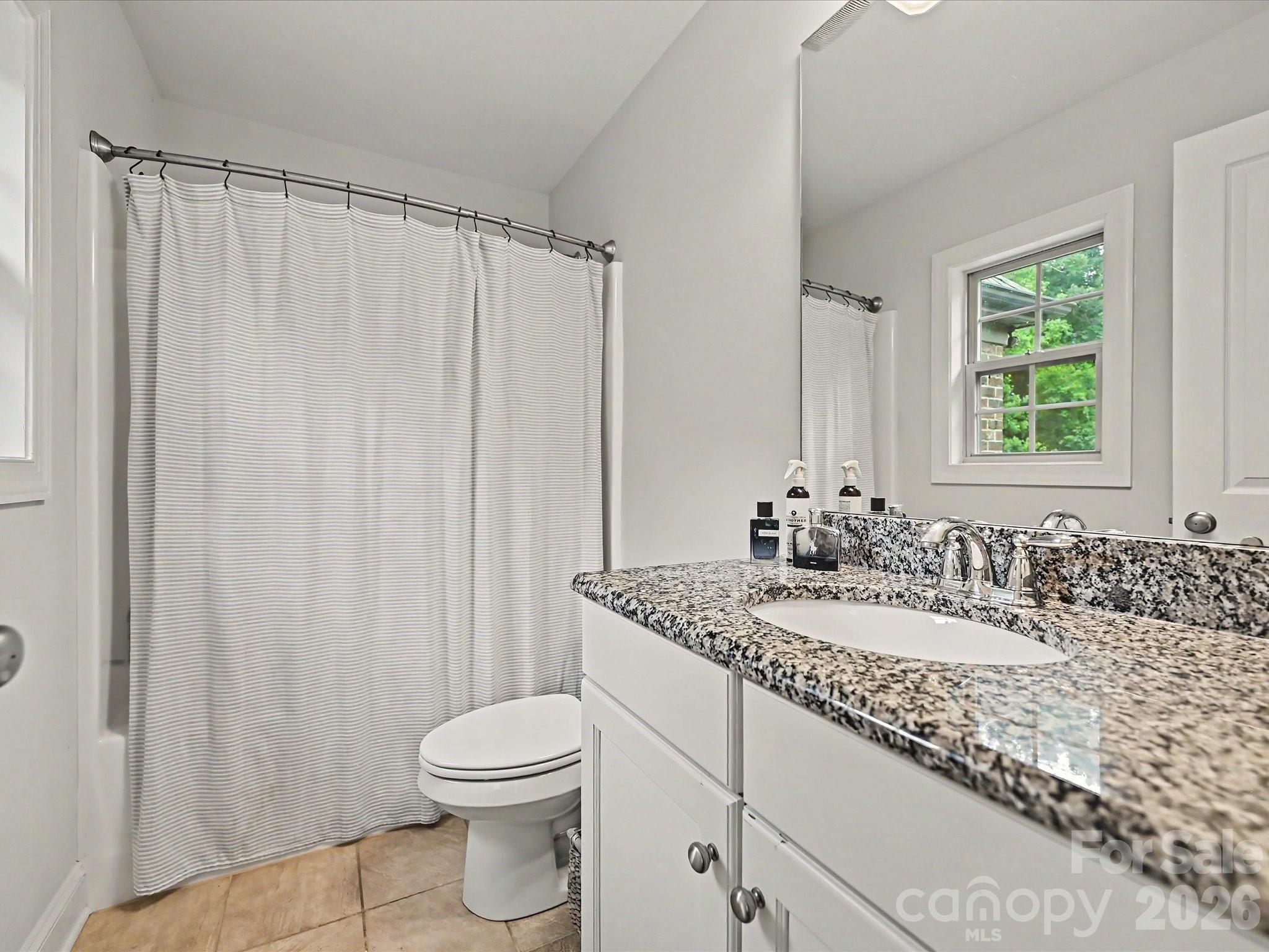 9643 Hampton Oaks Lane — Charlotte
