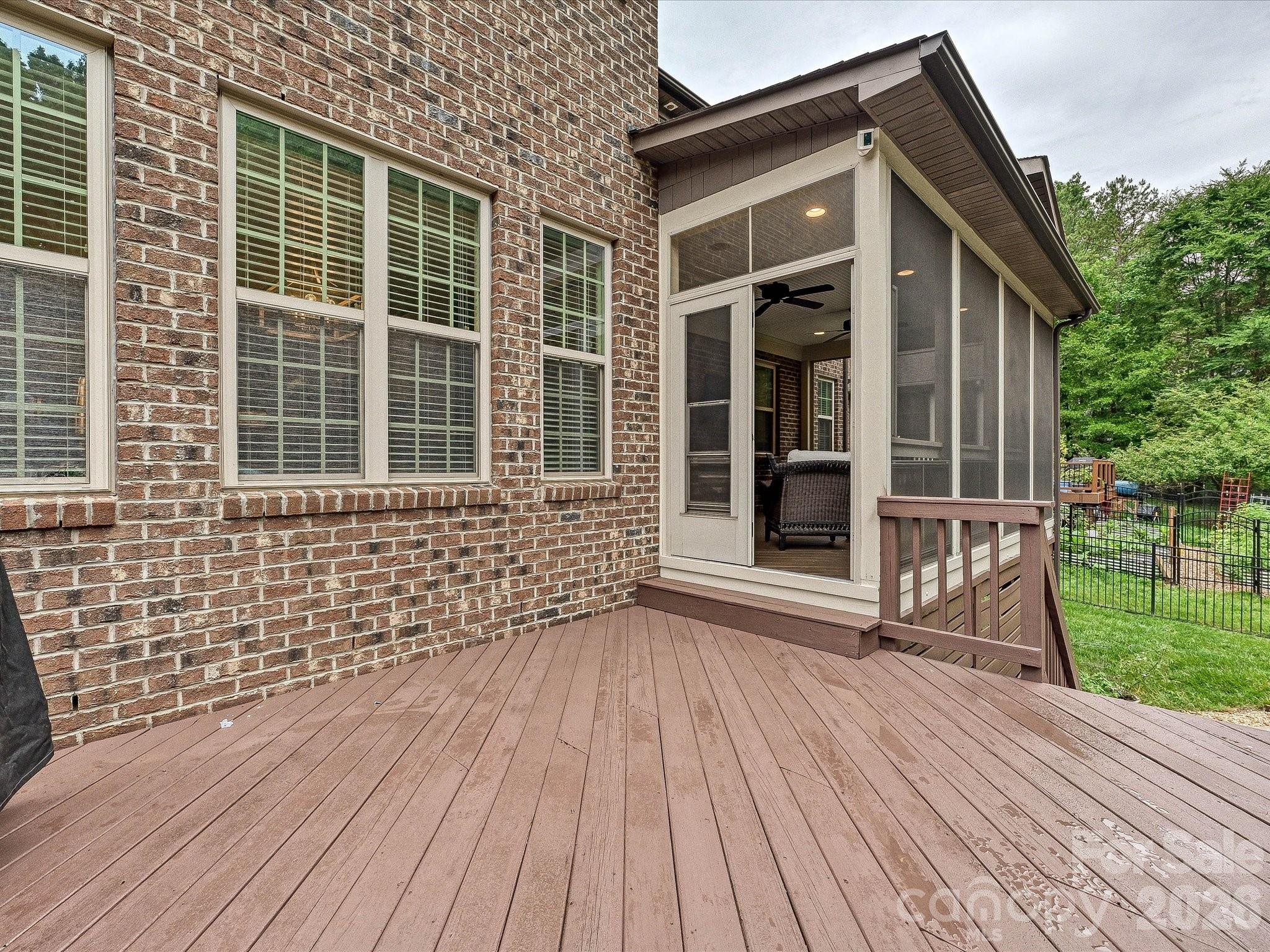 9643 Hampton Oaks Lane — Charlotte