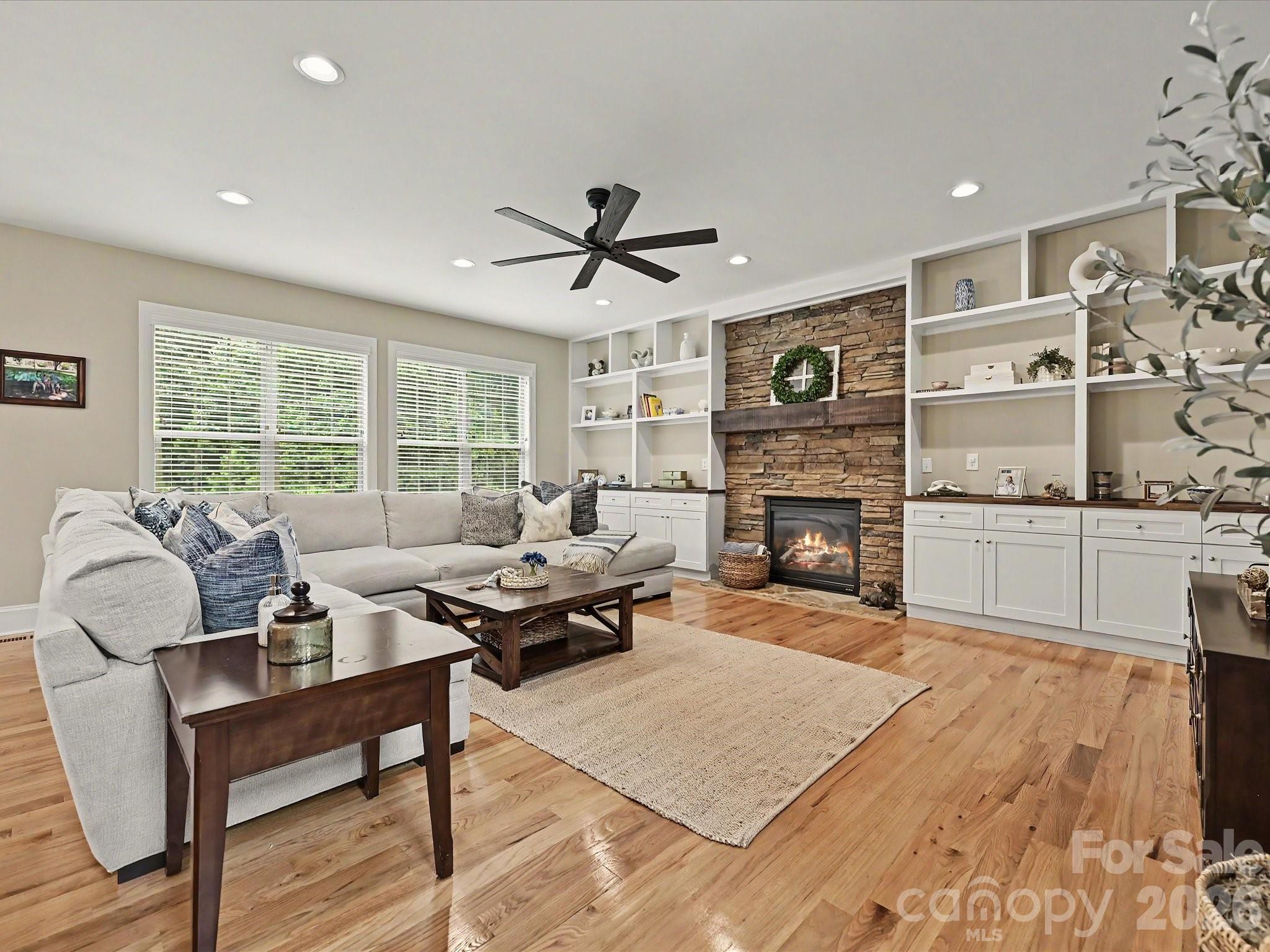 9643 Hampton Oaks Lane — Charlotte