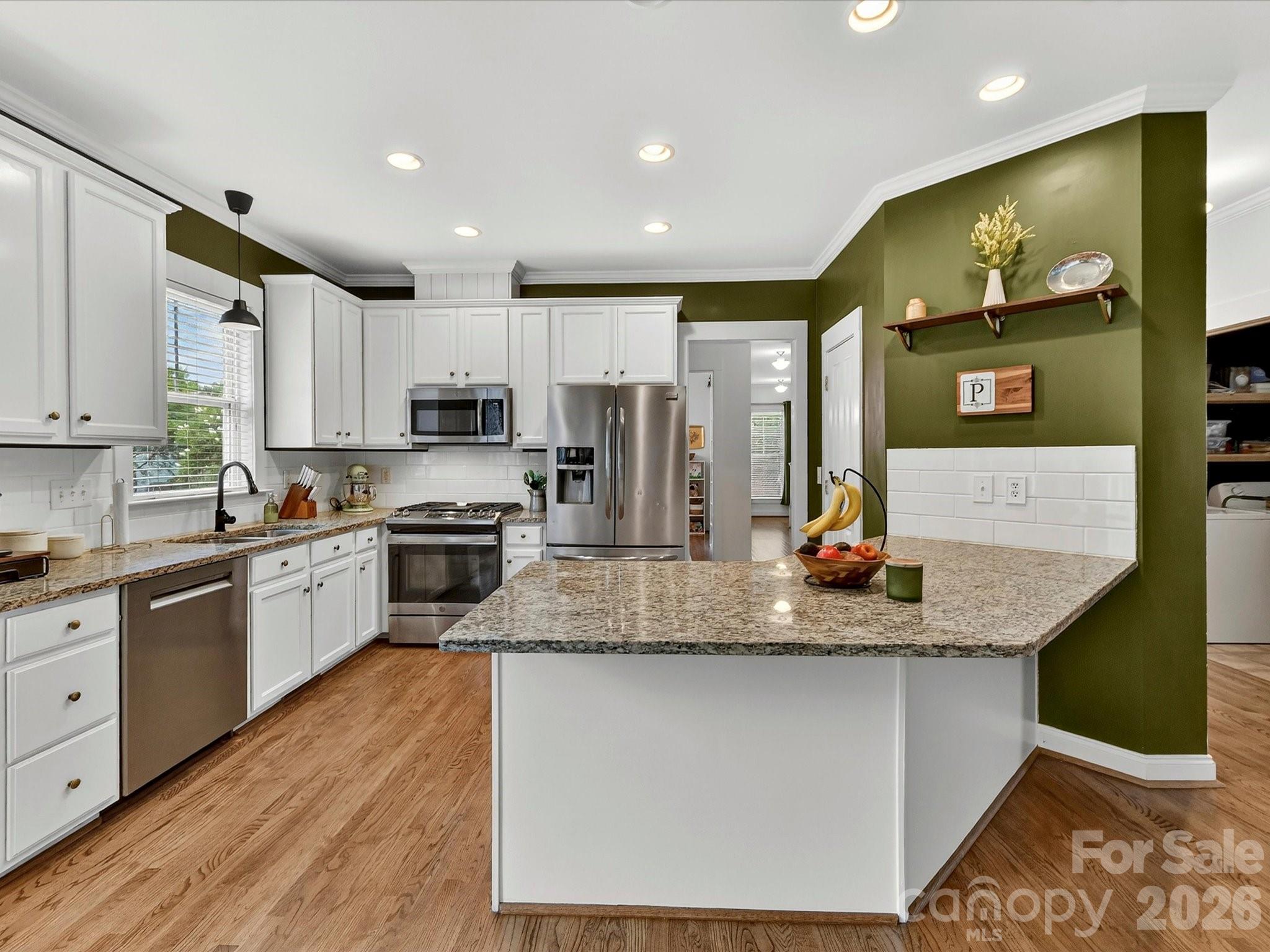 7553 Thorn Creek Lane — Tega Cay