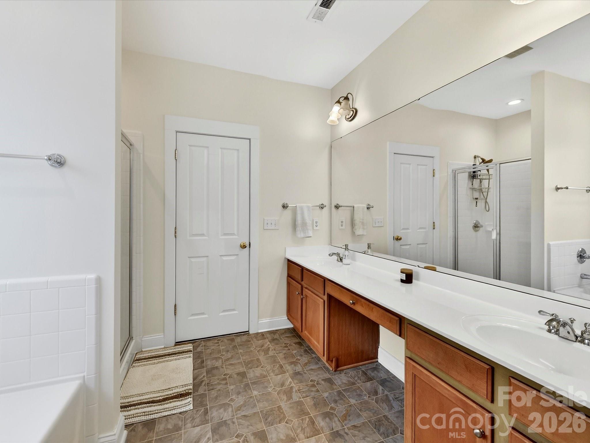 7553 Thorn Creek Lane — Tega Cay