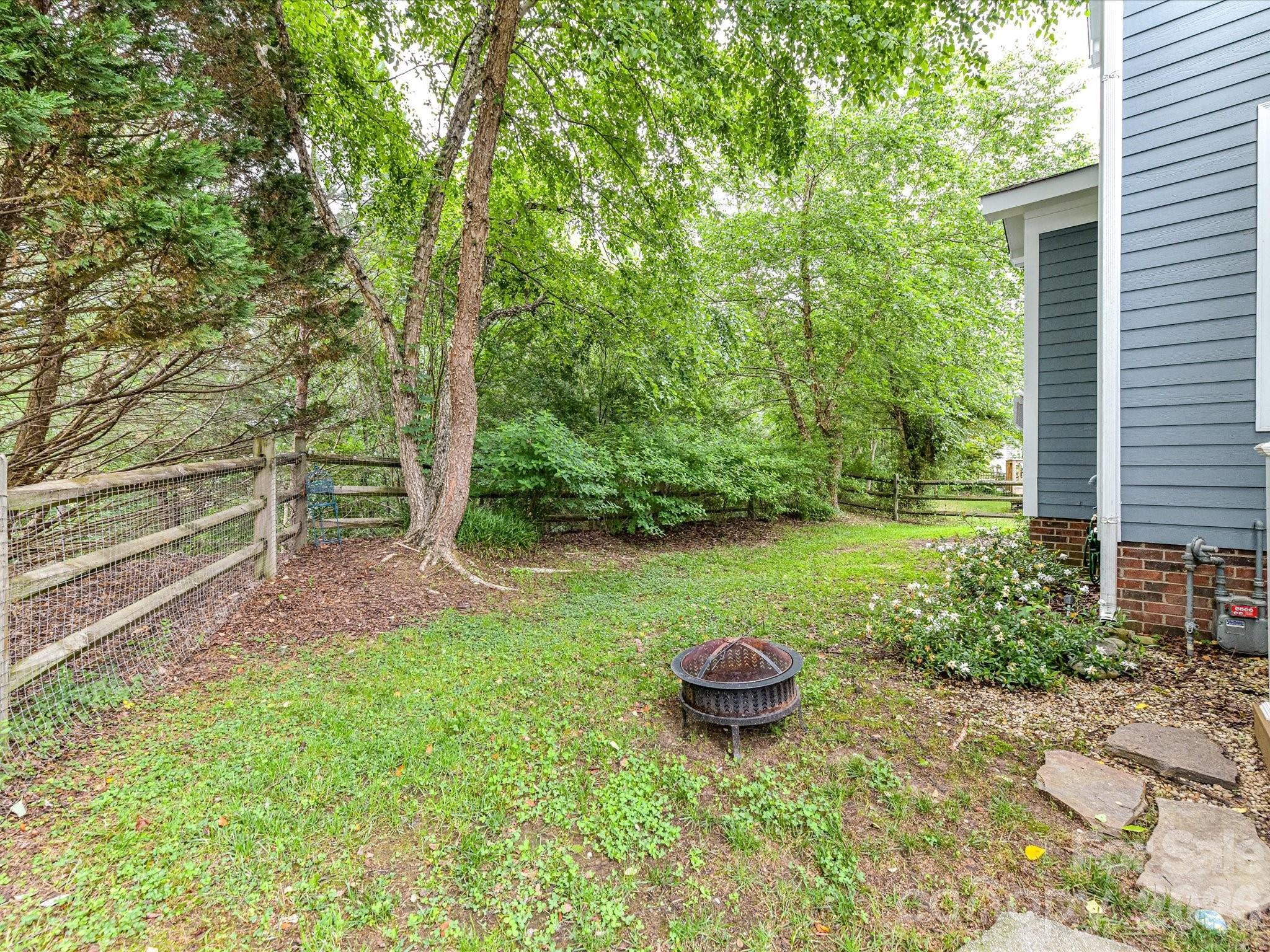 7553 Thorn Creek Lane — Tega Cay