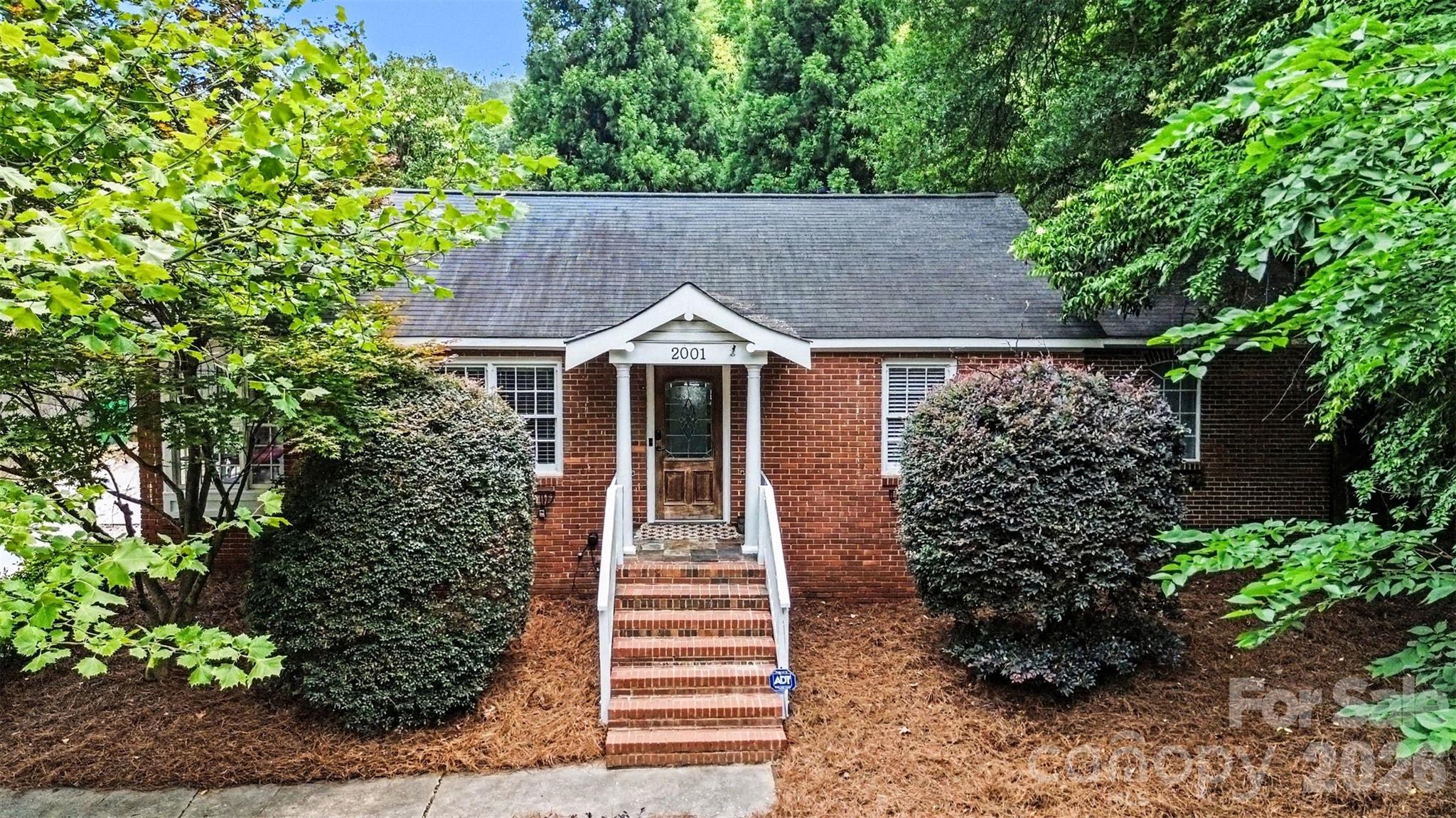 2001 Wood Dale Terrace — Charlotte