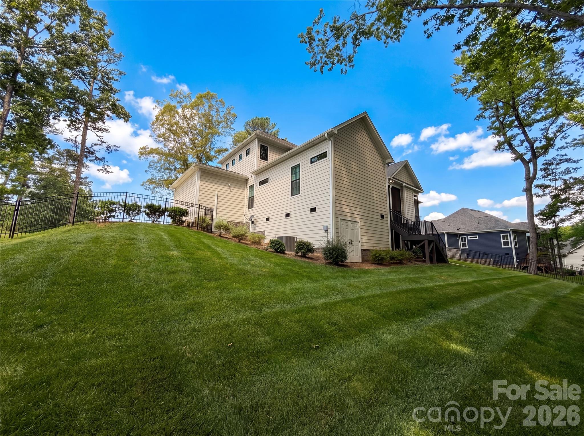 1020 Irish Creek Drive — Landis
