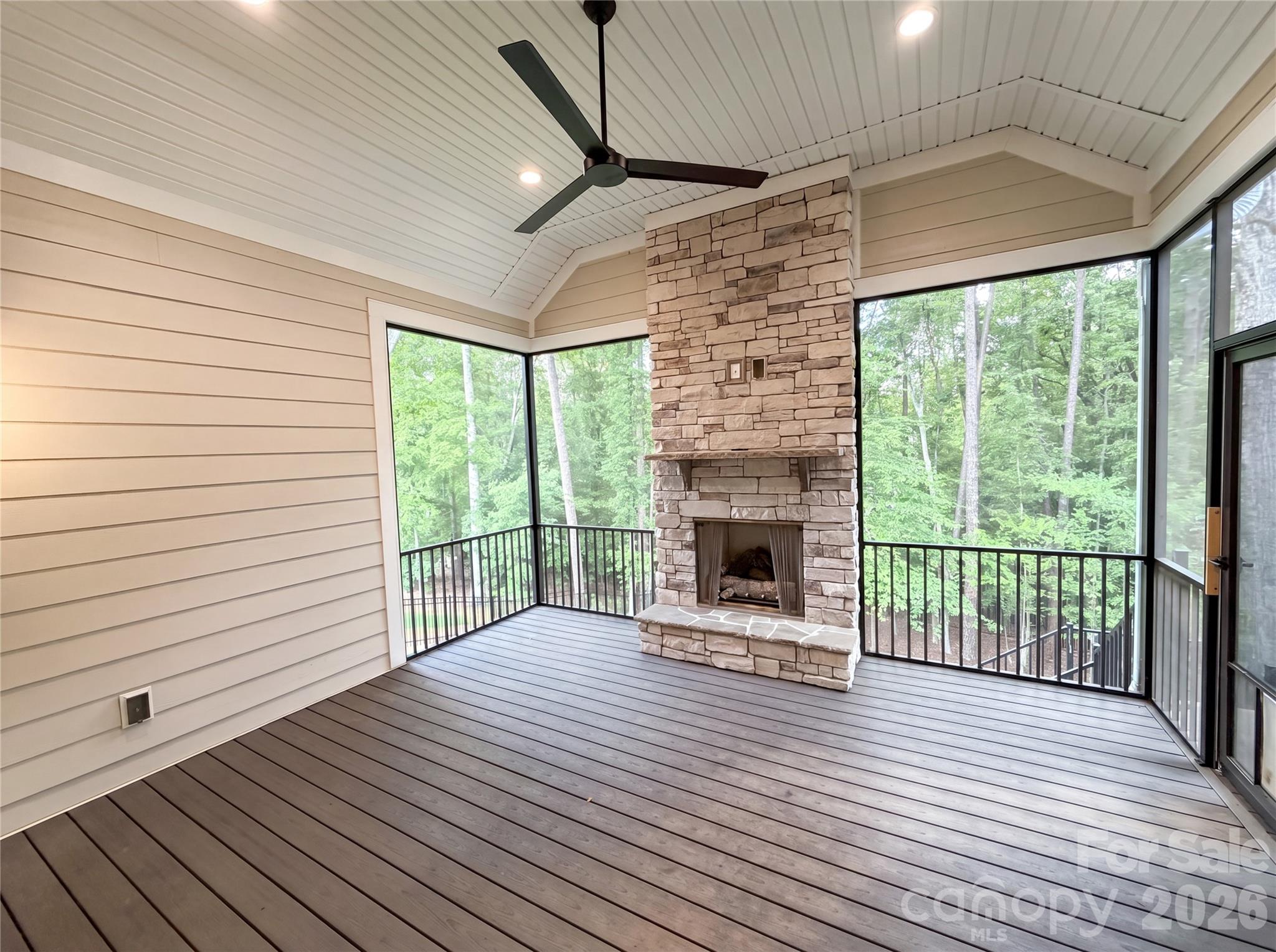 1020 Irish Creek Drive — Landis