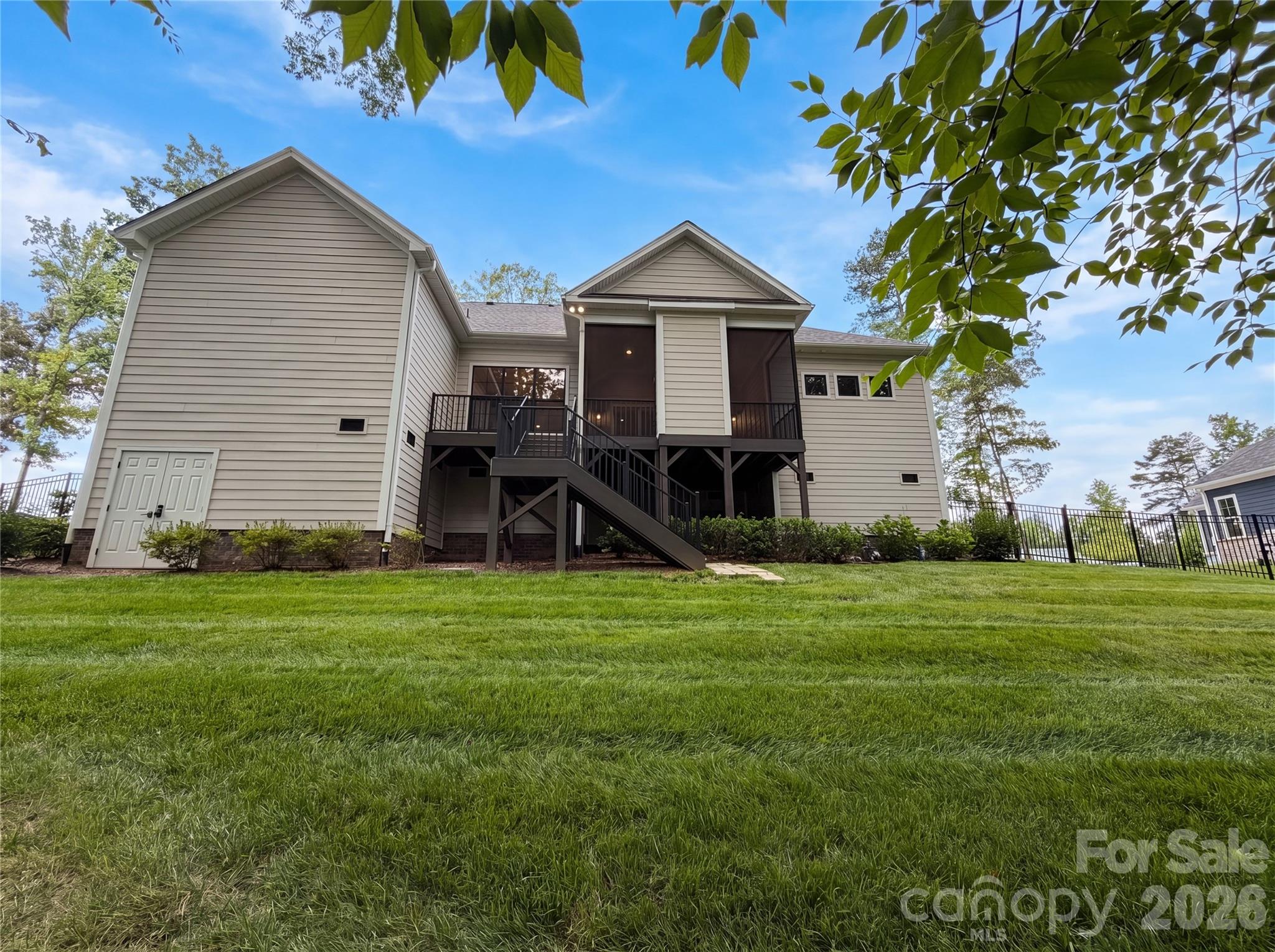 1020 Irish Creek Drive — Landis