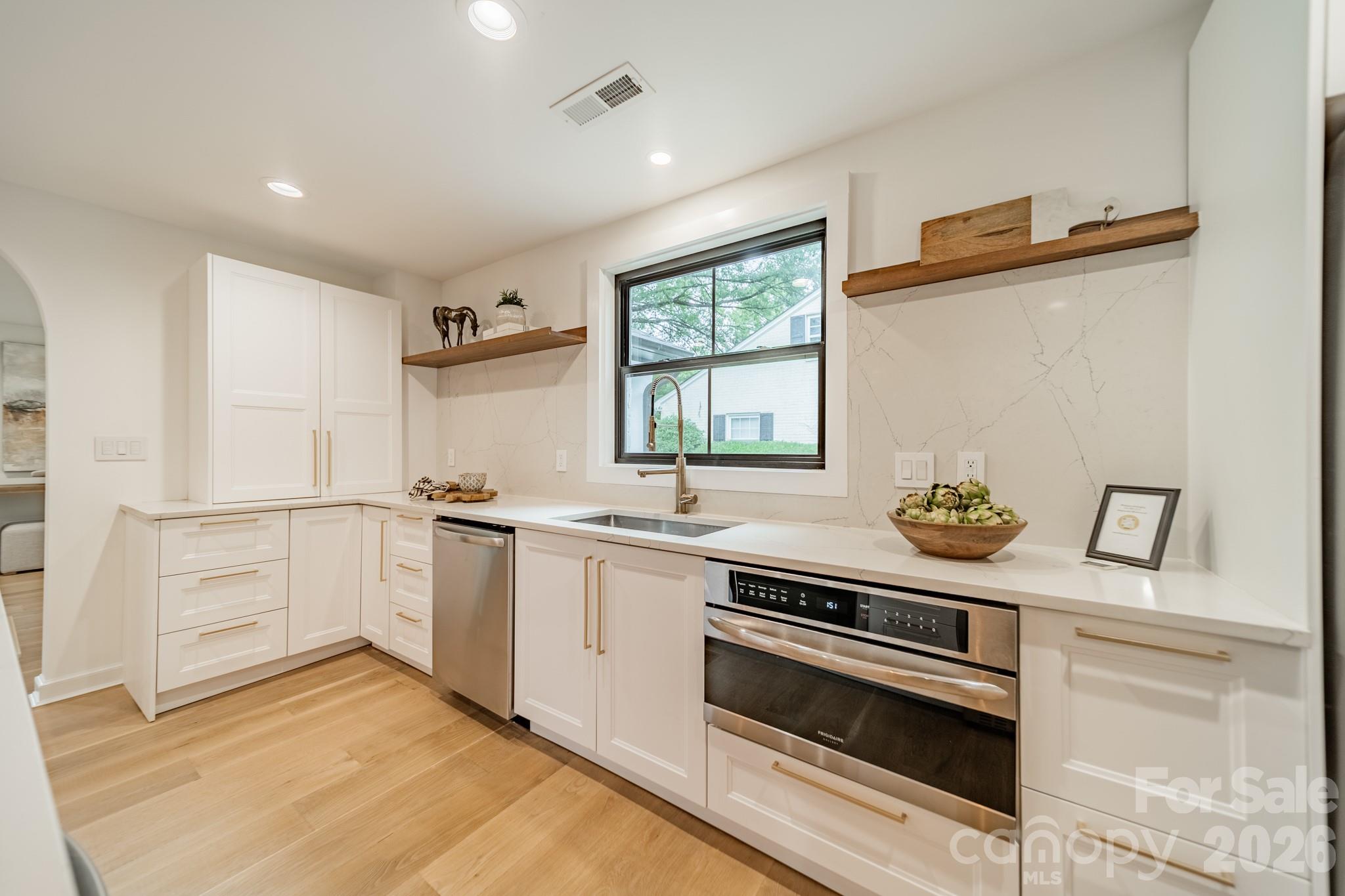 2528 Providence Road — Charlotte