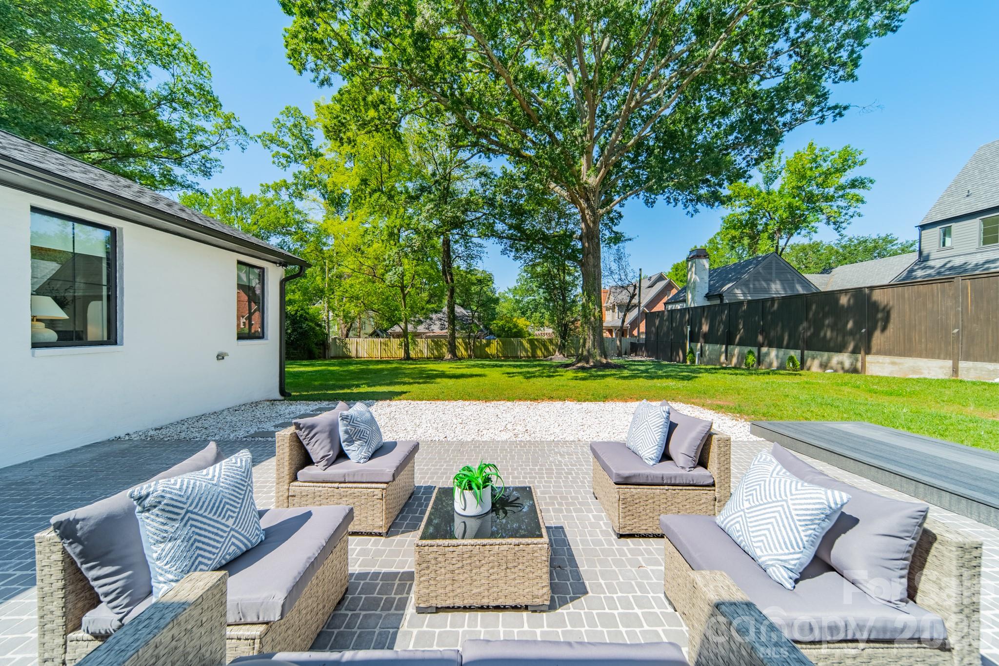 2528 Providence Road — Charlotte