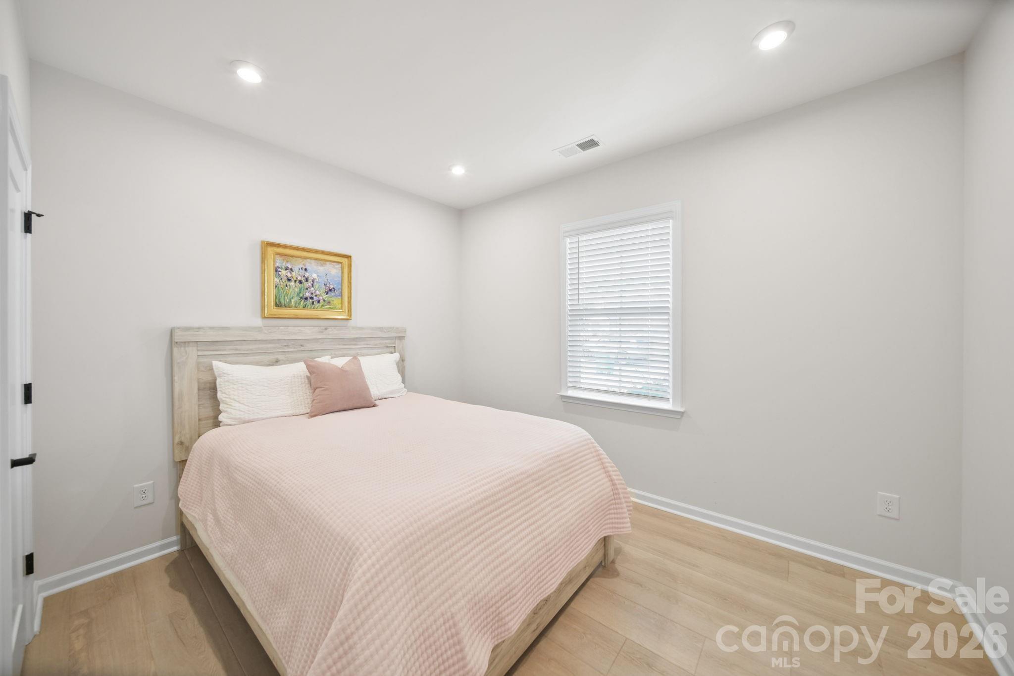 8114 Franklin Trail Street — Charlotte