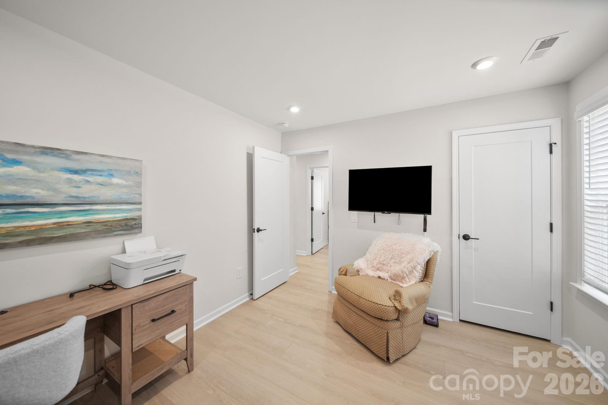 8114 Franklin Trail Street — Charlotte