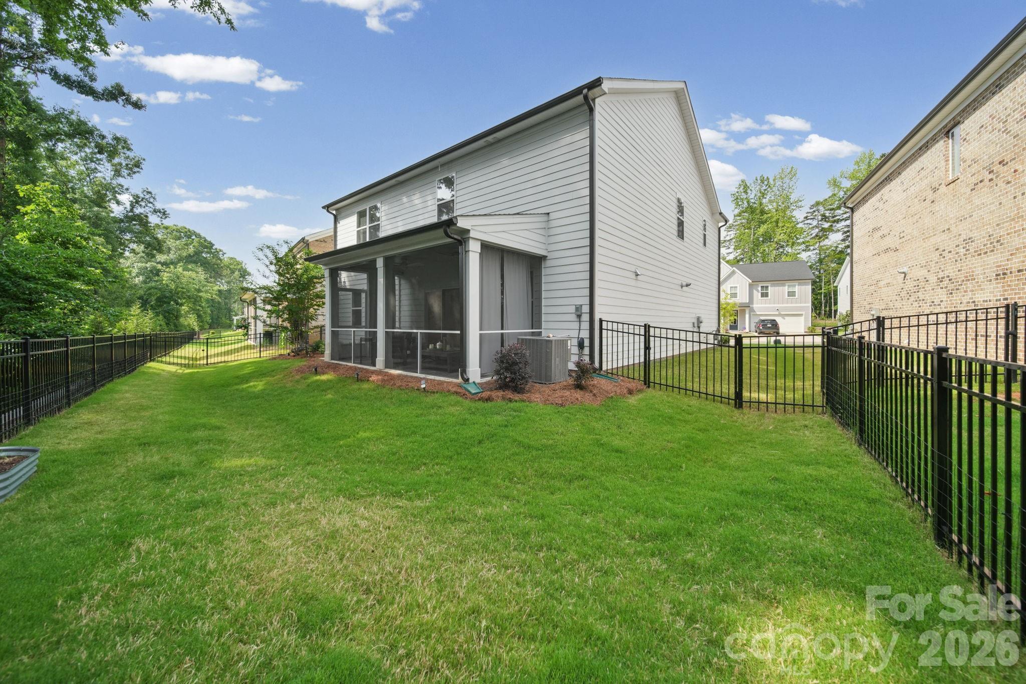 8114 Franklin Trail Street — Charlotte