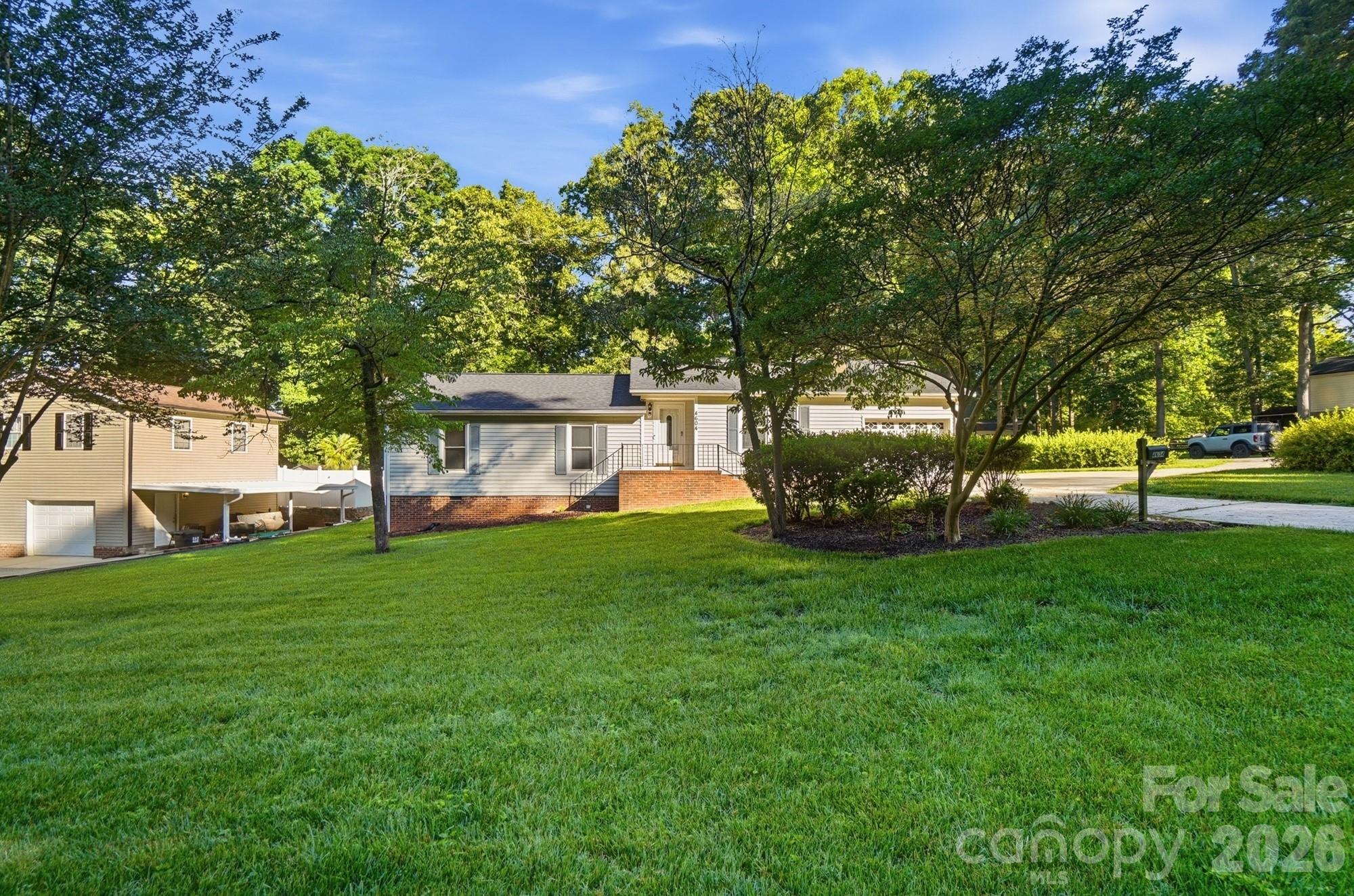 4604 Oakwood Circle — Gastonia