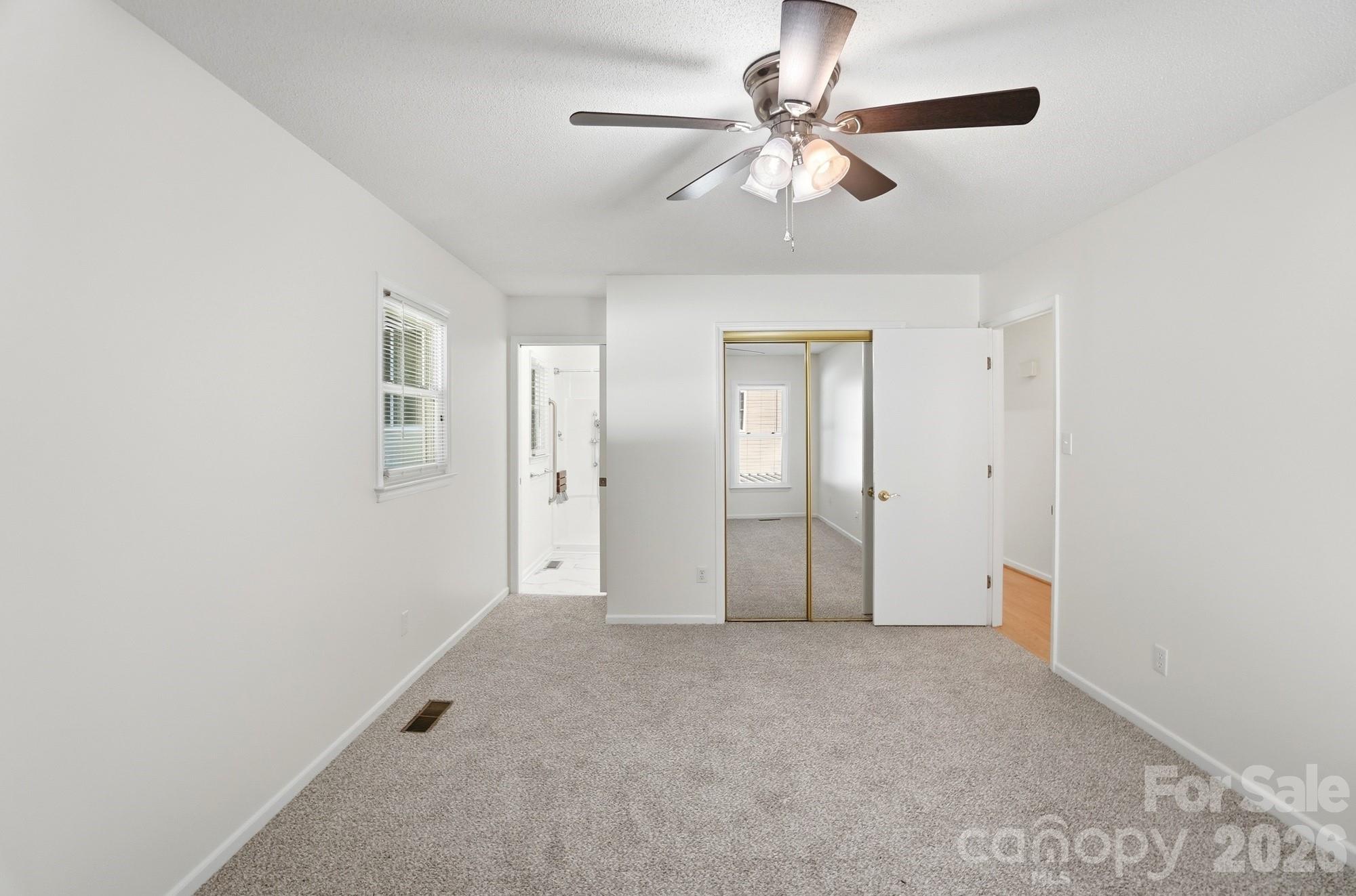 4604 Oakwood Circle — Gastonia