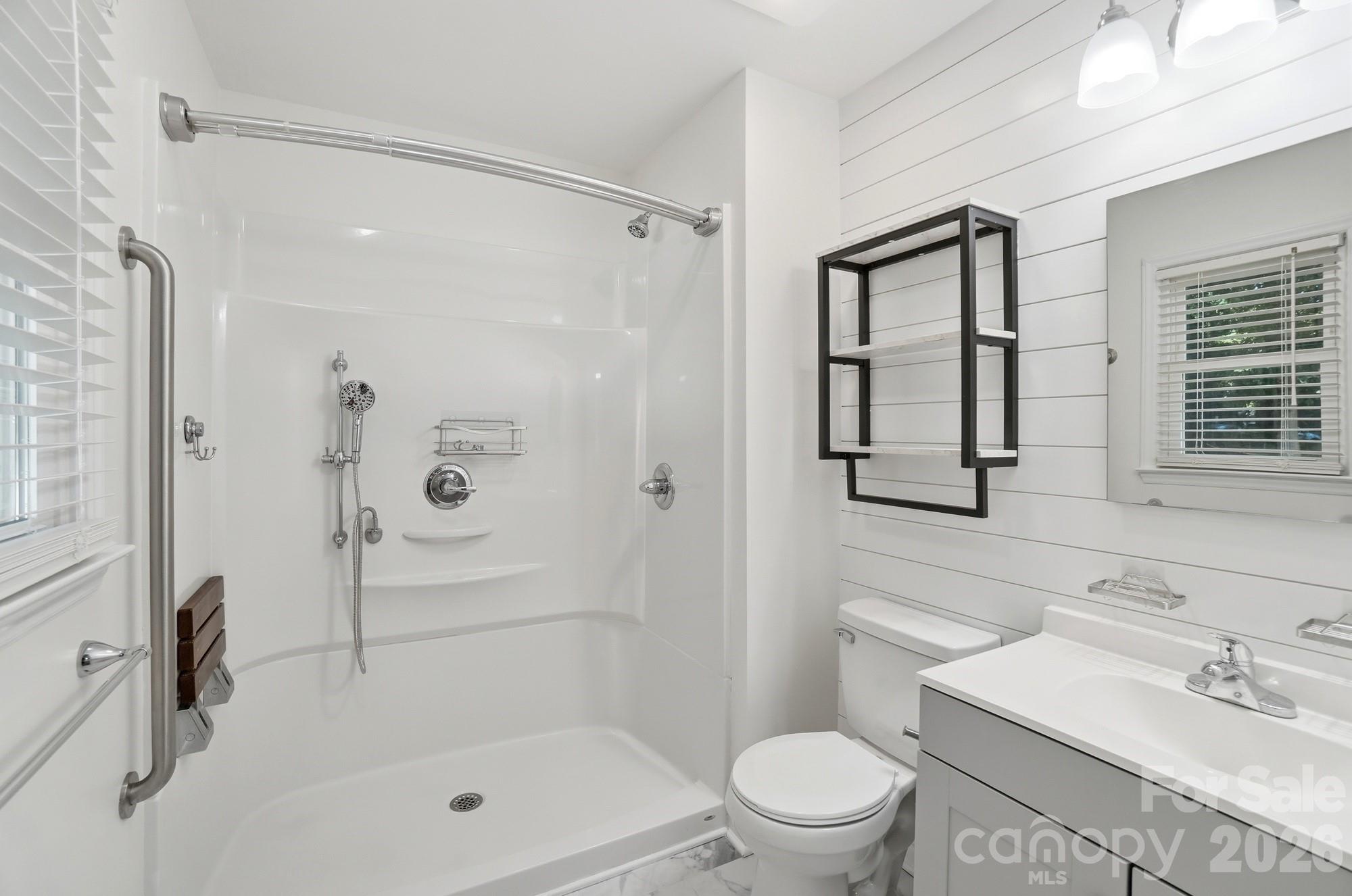 4604 Oakwood Circle — Gastonia