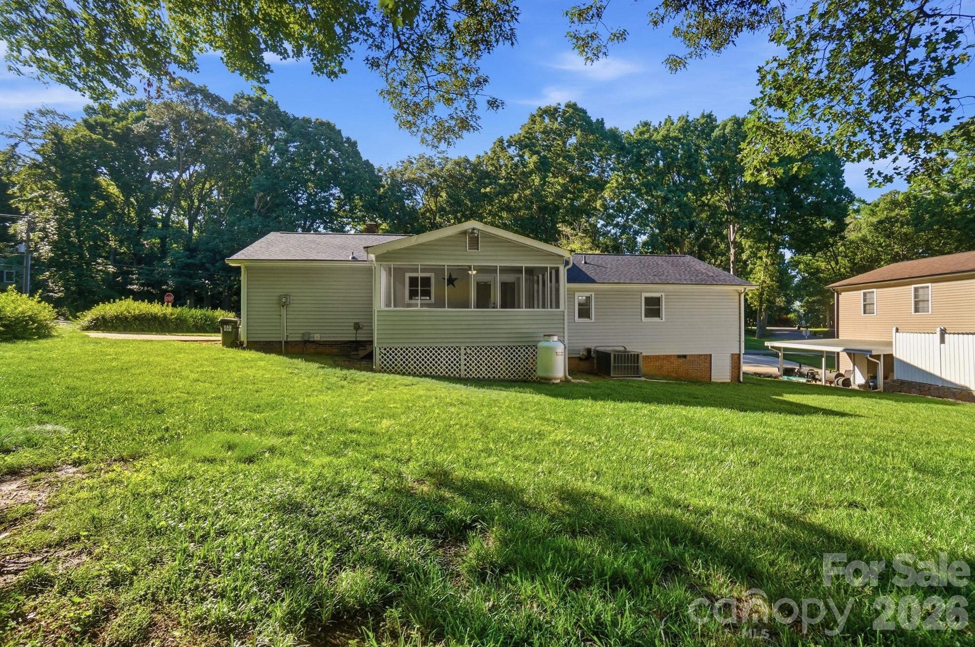 4604 Oakwood Circle — Gastonia