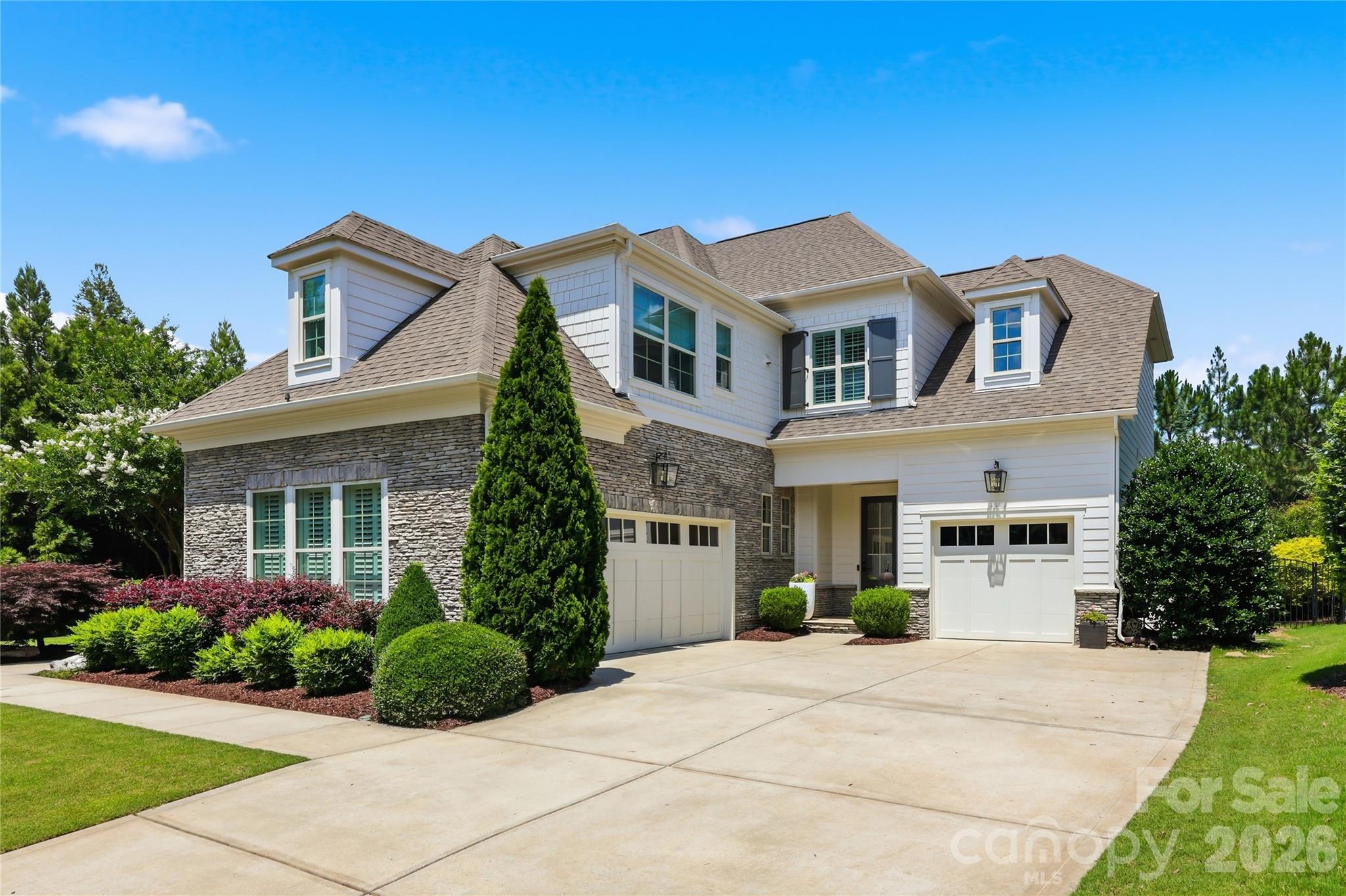 2082 Tatton Hall Road — Fort Mill