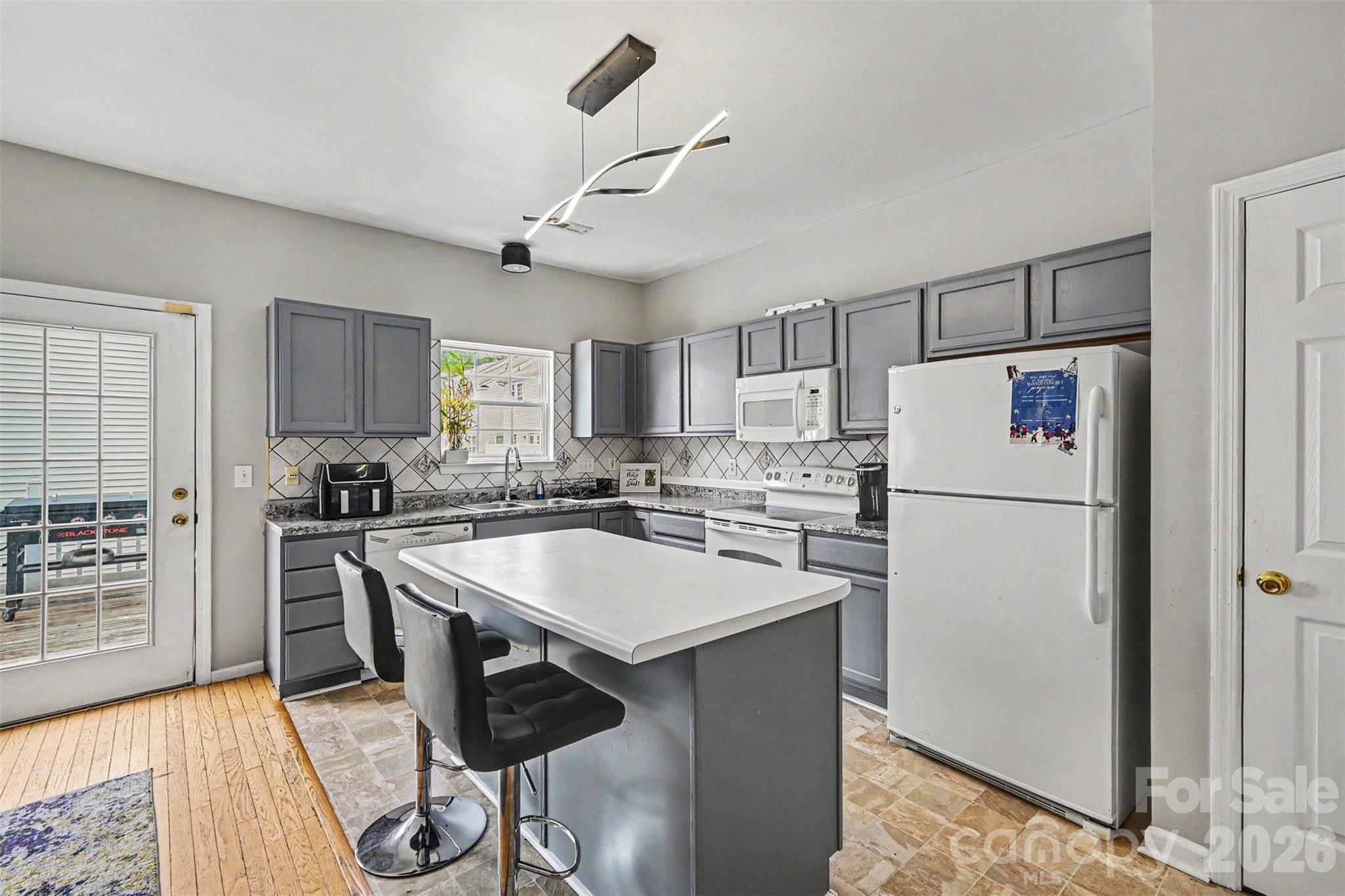 10946 Garden Oaks Lane — Charlotte