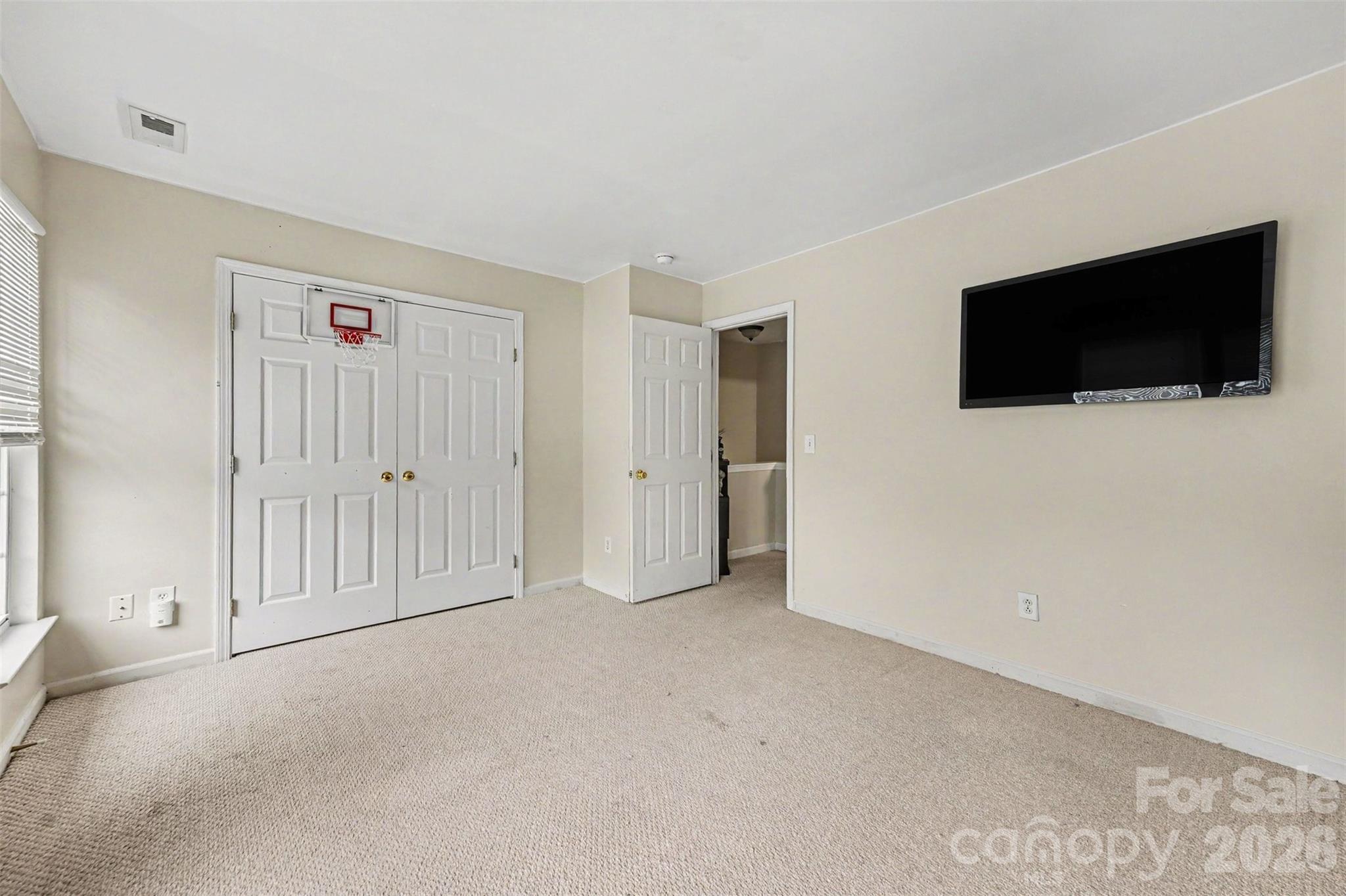 10946 Garden Oaks Lane — Charlotte