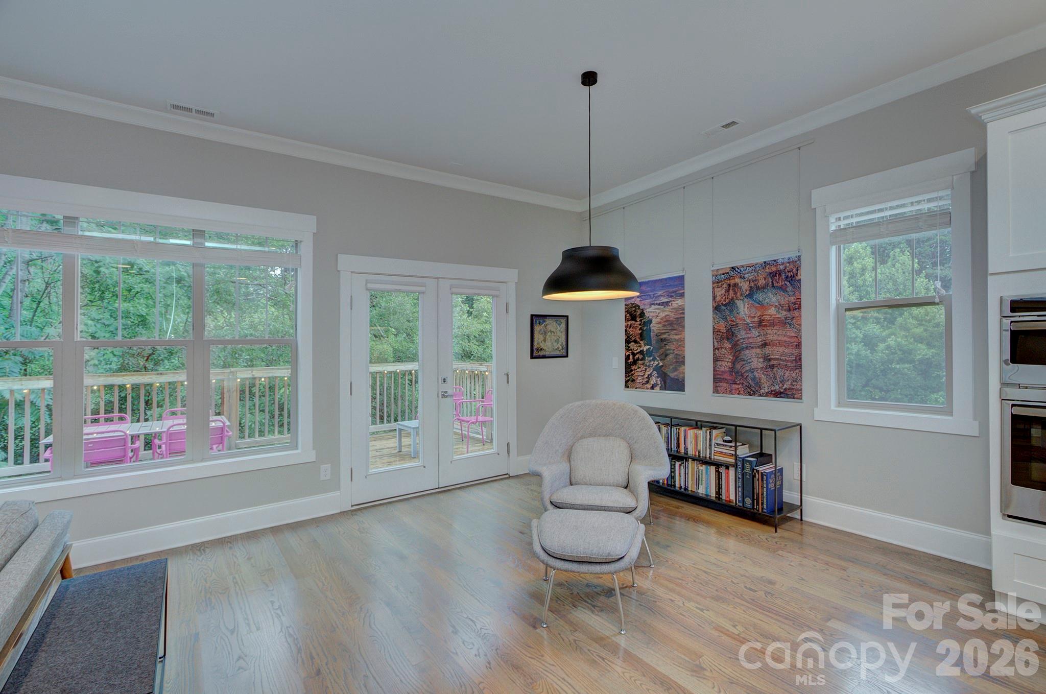 2109 Lanier Avenue — Charlotte