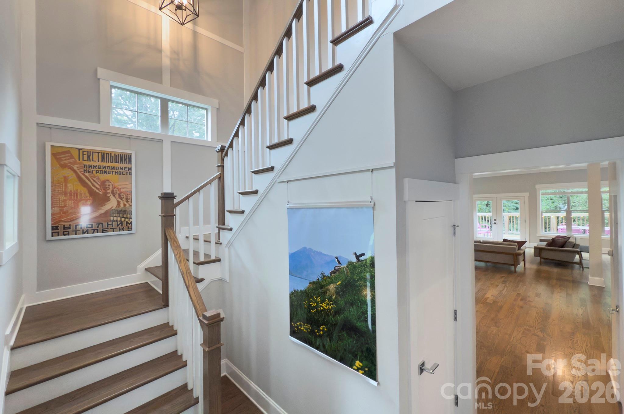 2109 Lanier Avenue — Charlotte