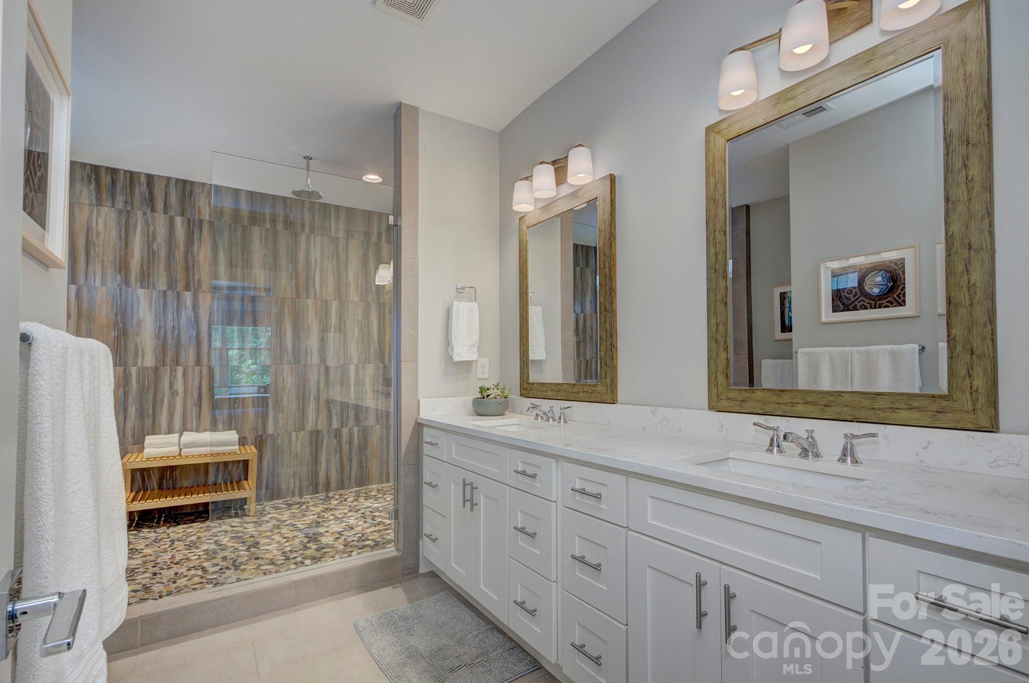 2109 Lanier Avenue — Charlotte