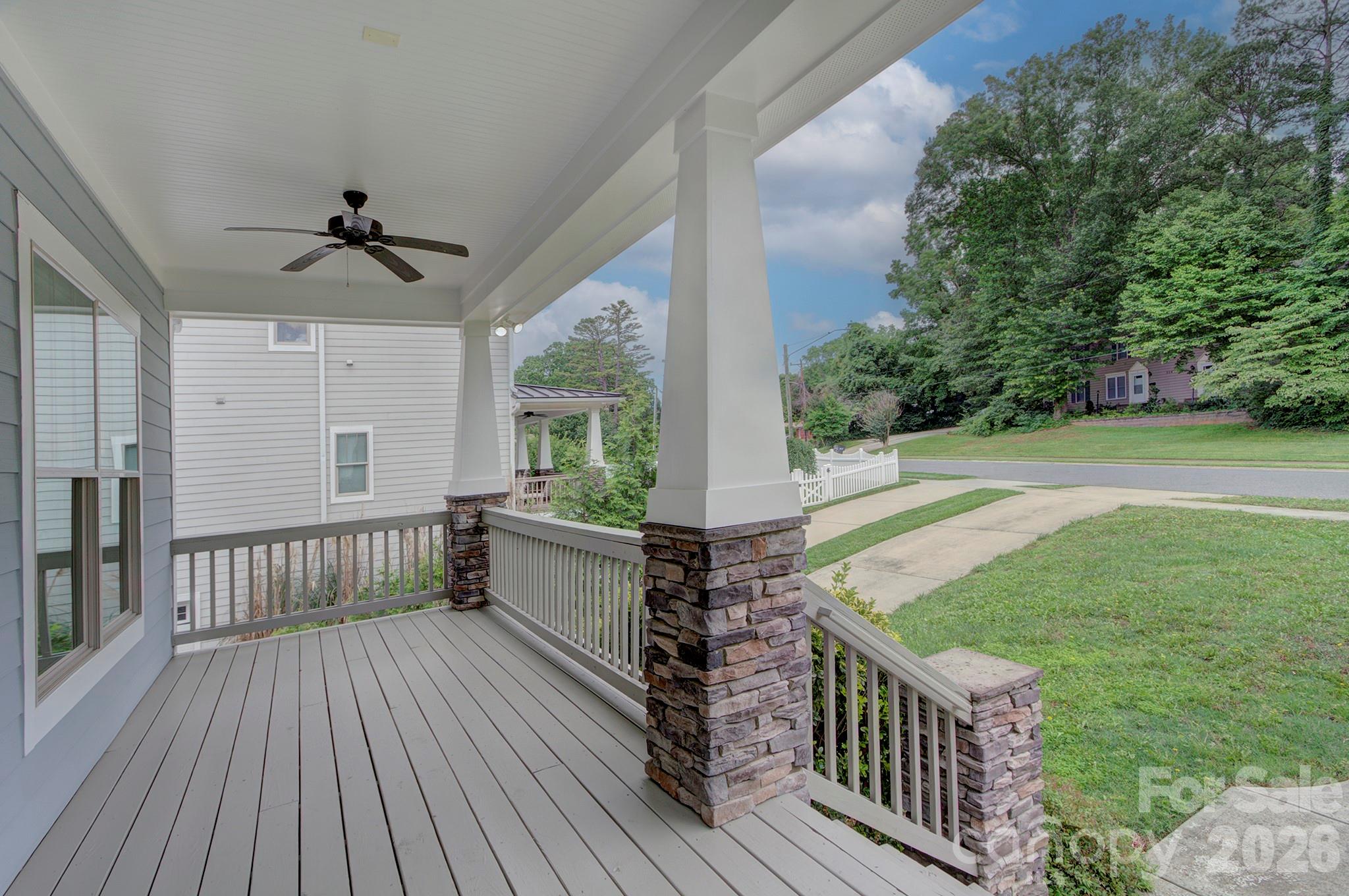 2109 Lanier Avenue — Charlotte