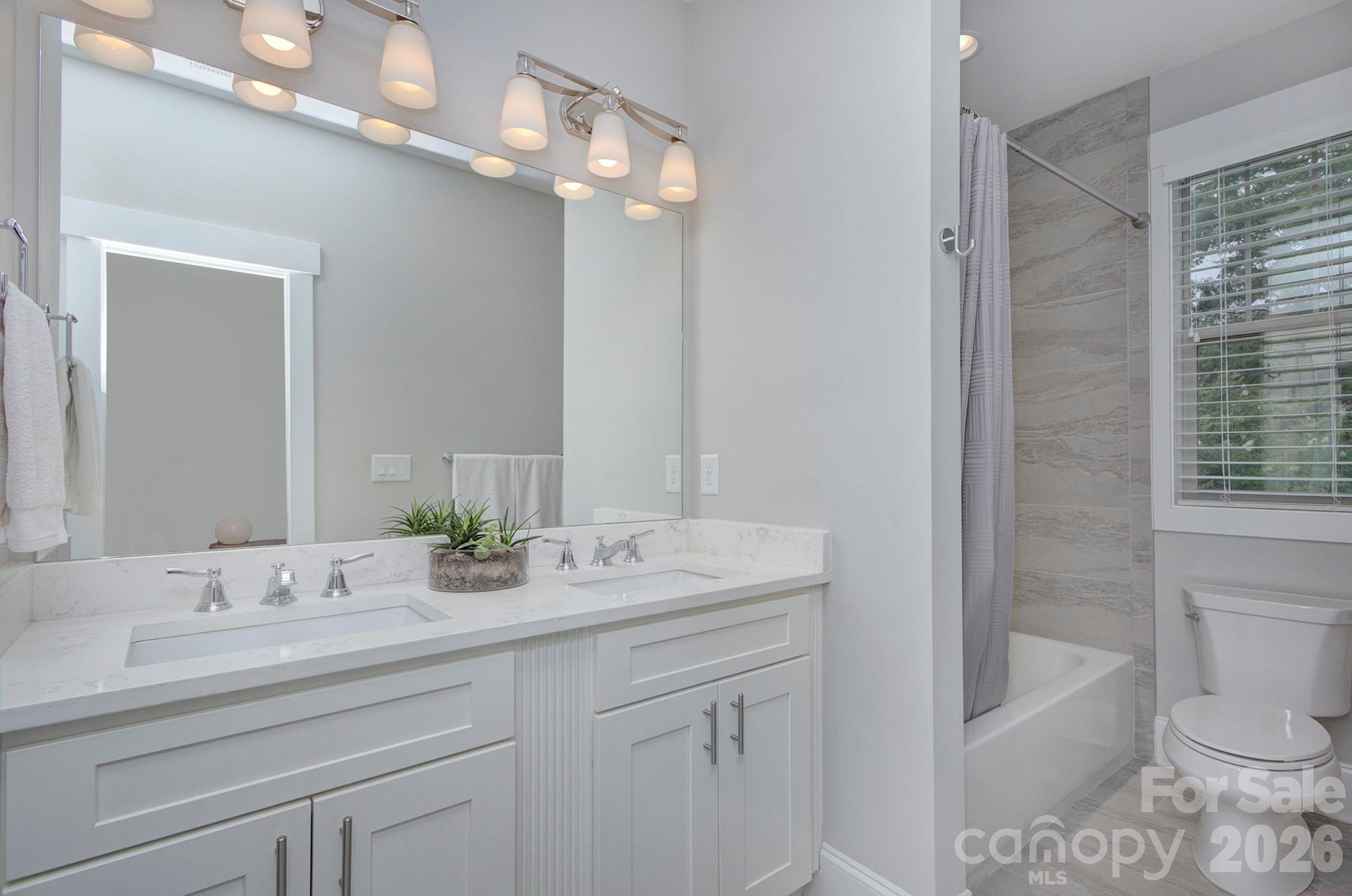 2109 Lanier Avenue — Charlotte