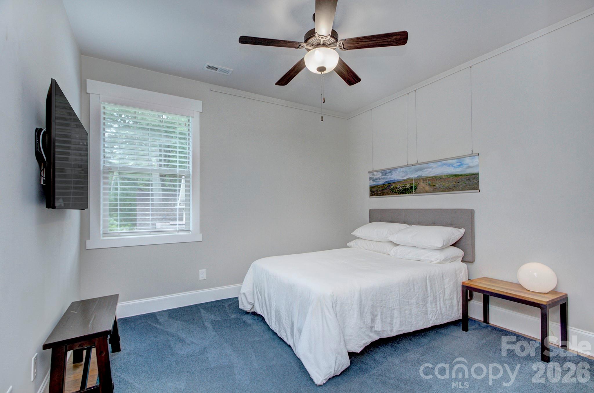 2109 Lanier Avenue — Charlotte
