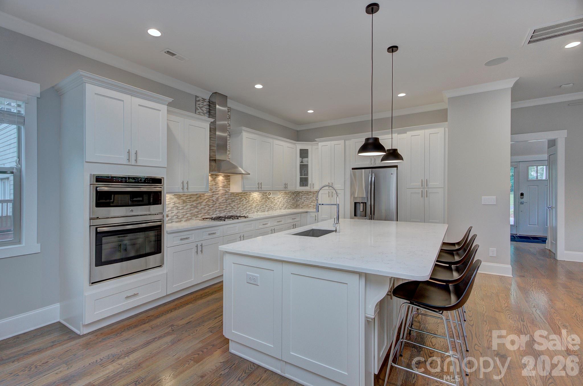 2109 Lanier Avenue — Charlotte