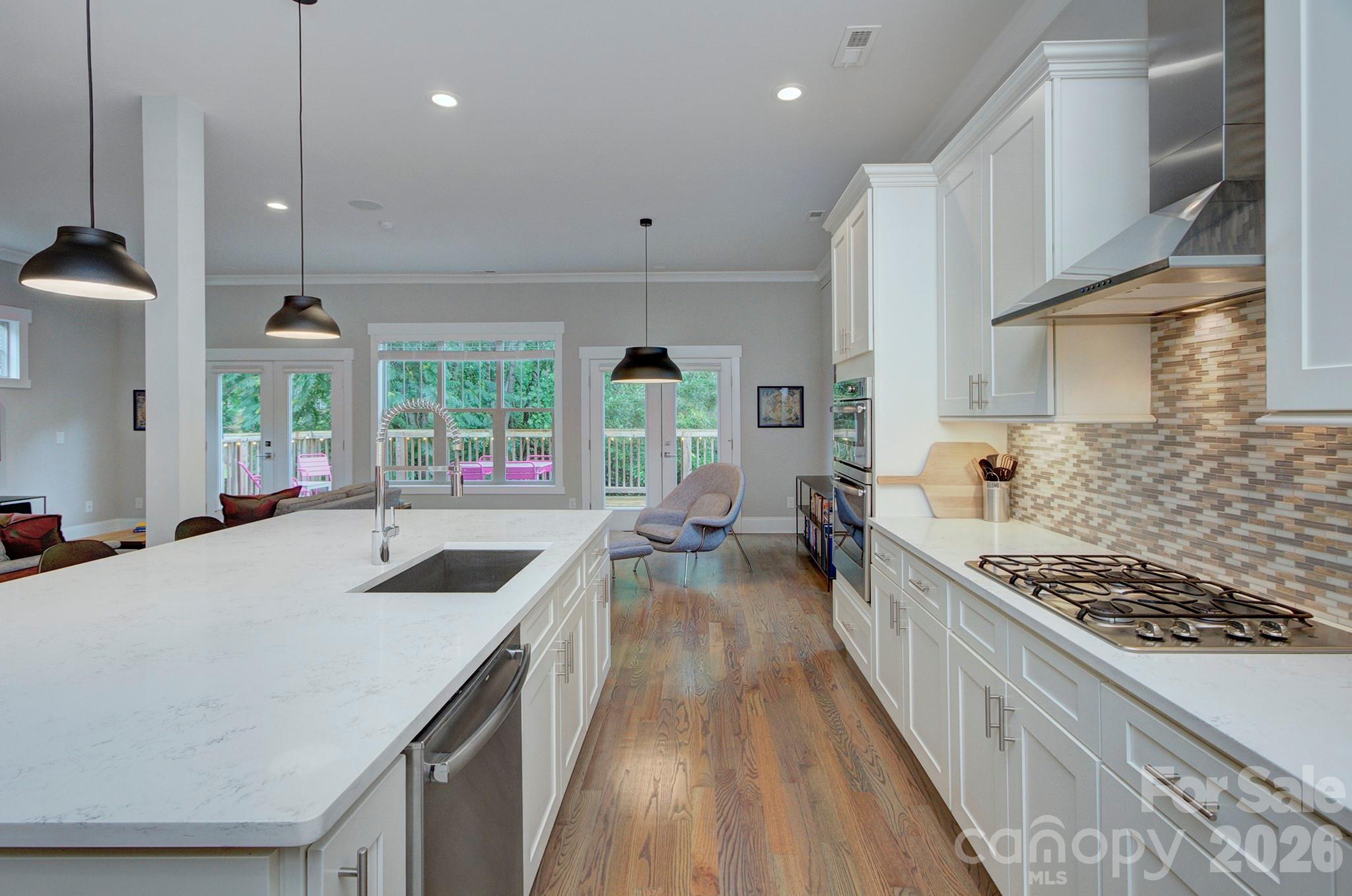 2109 Lanier Avenue — Charlotte