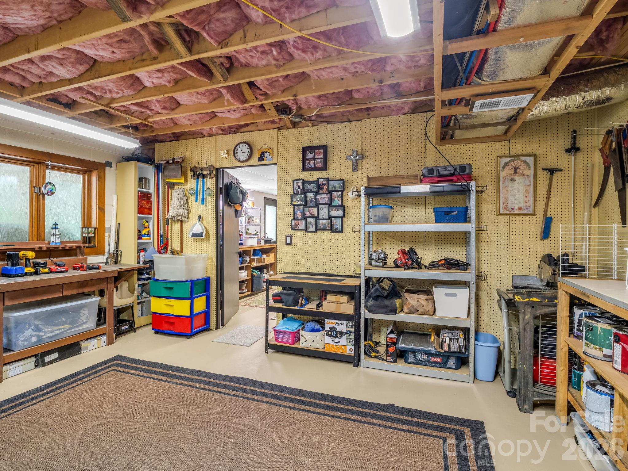 154 Fairlane Road — Columbus