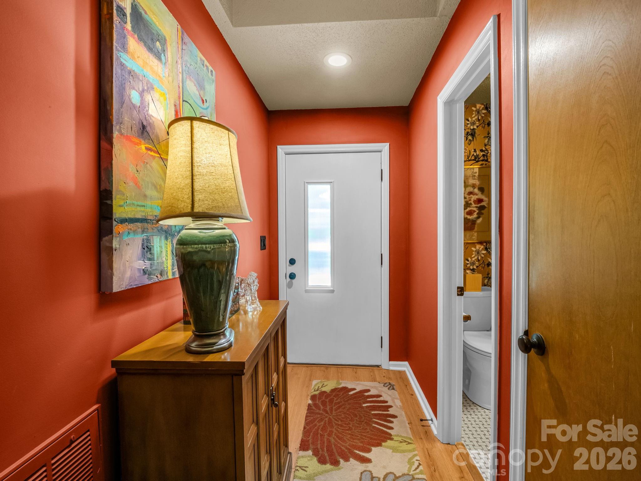 154 Fairlane Road — Columbus