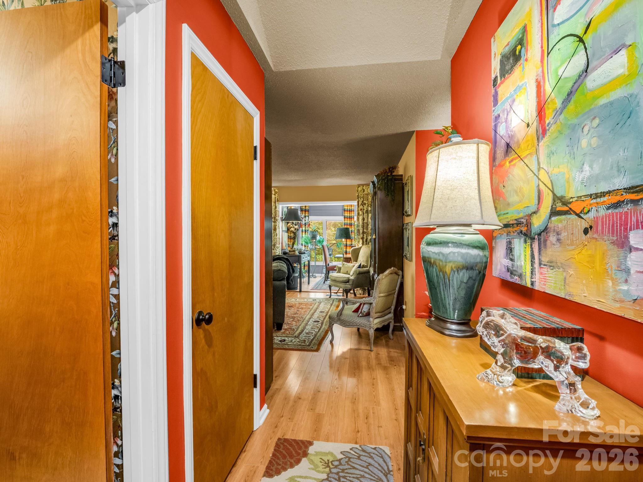 154 Fairlane Road — Columbus