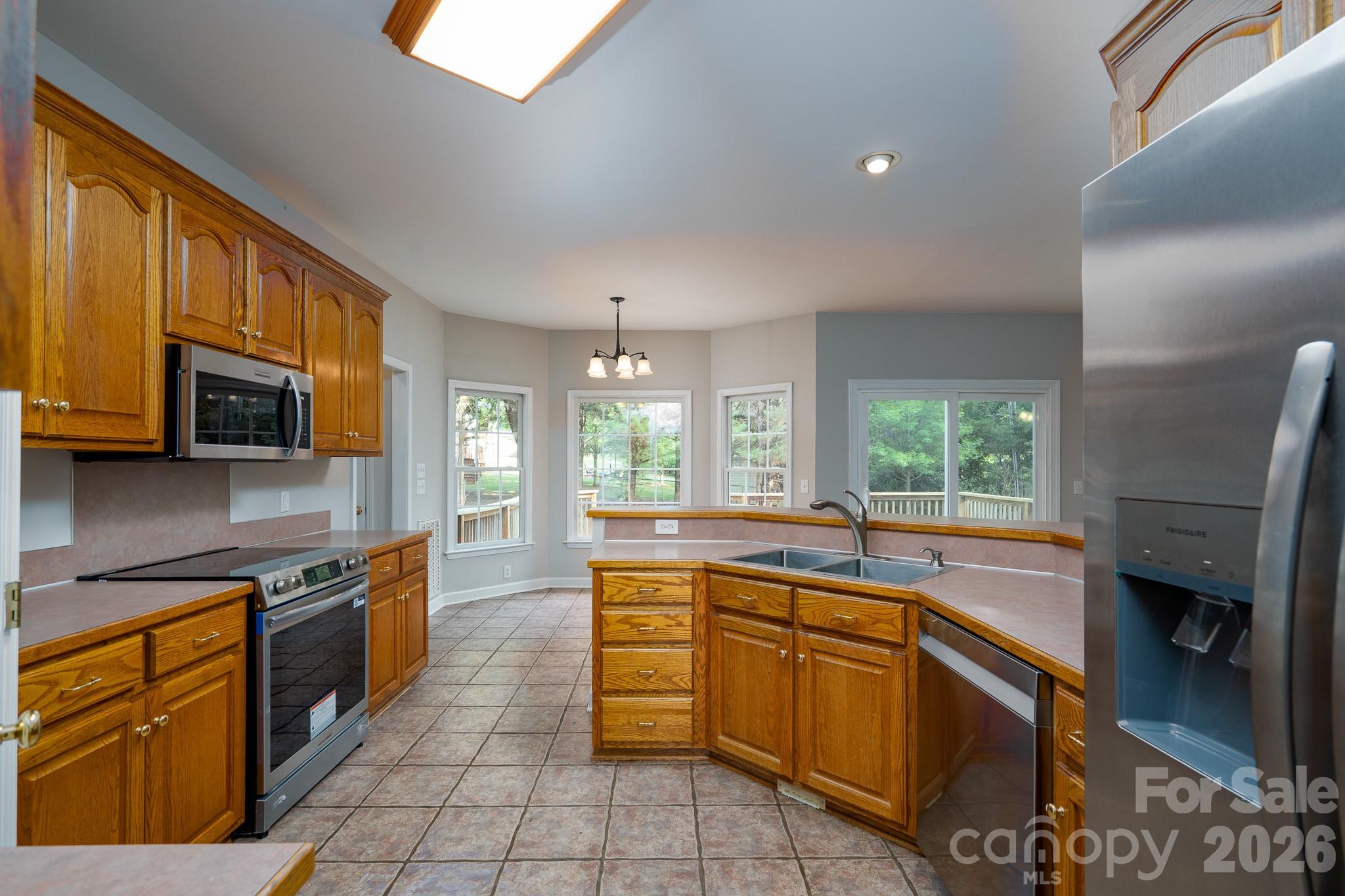 2116 Quail Drive NW — Concord
