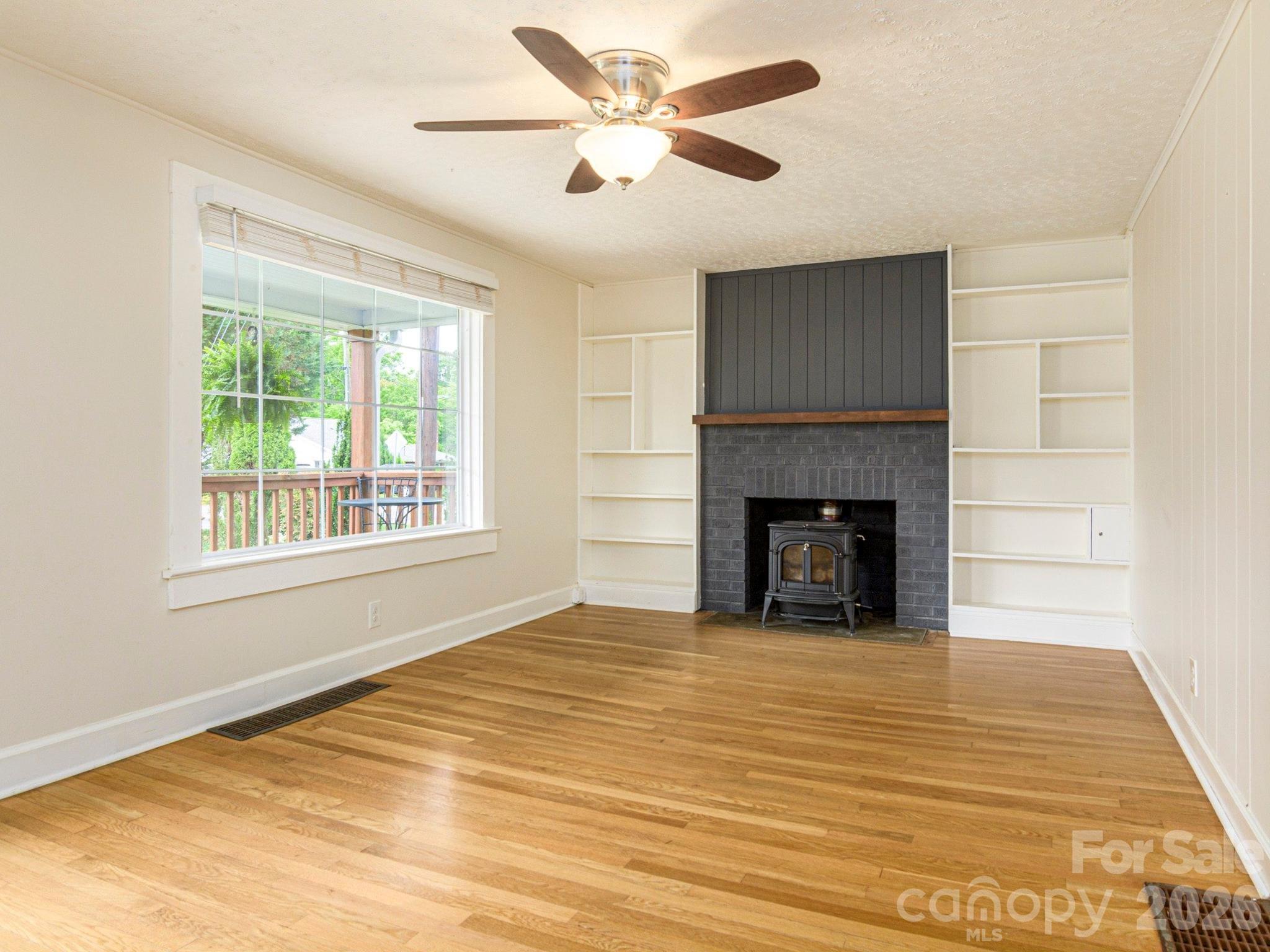 48 Hickory Tree Road — Asheville