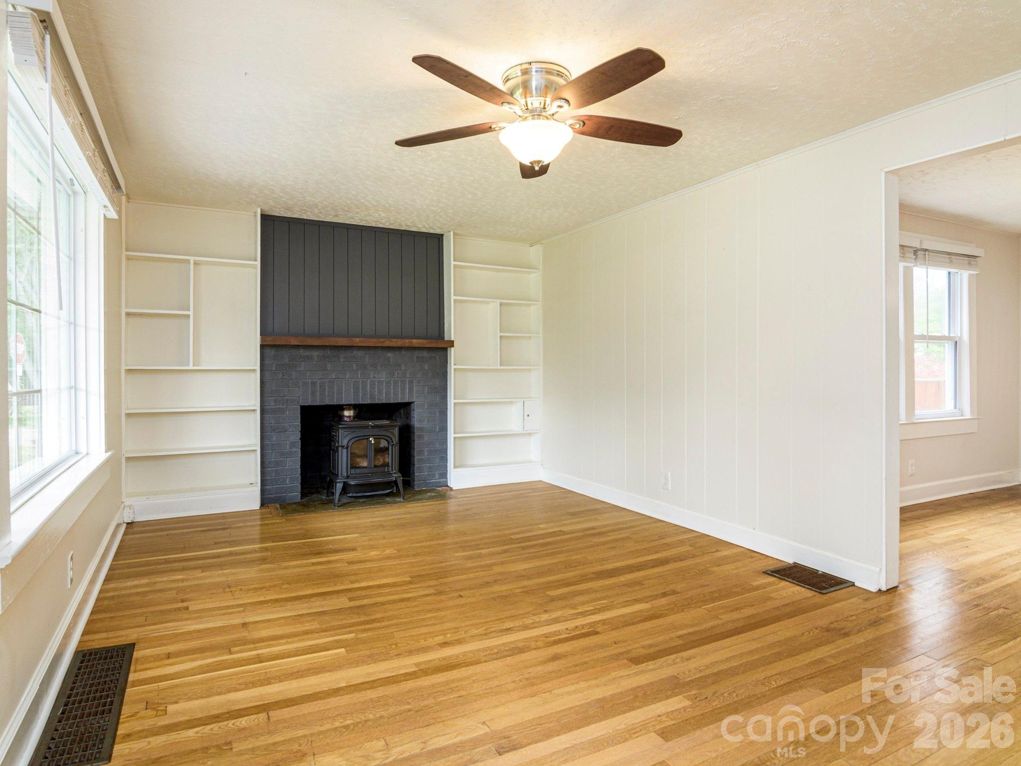 48 Hickory Tree Road — Asheville