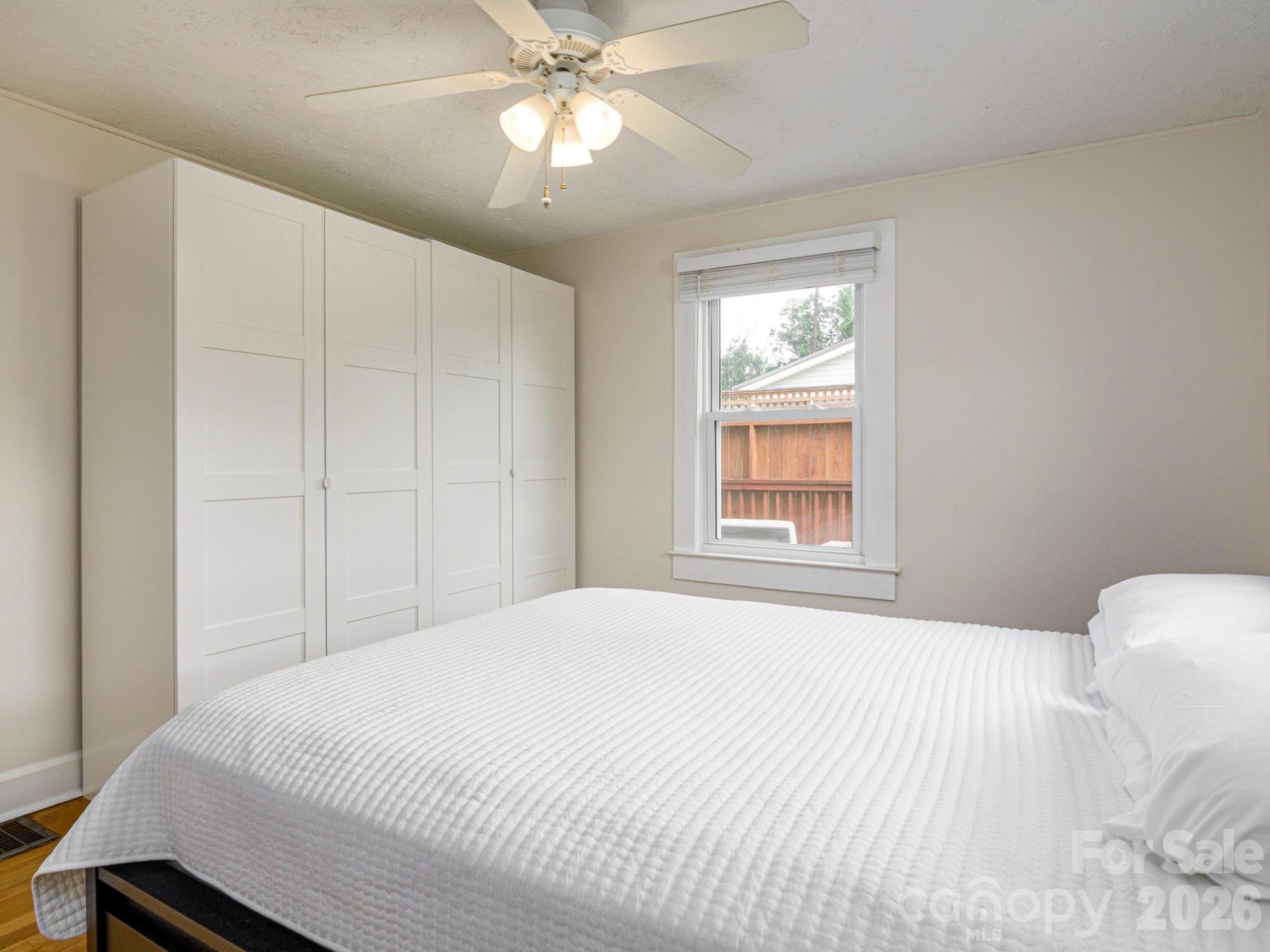 48 Hickory Tree Road — Asheville