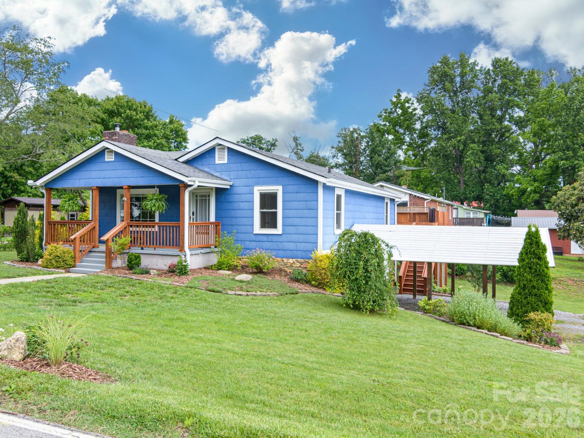 48 Hickory Tree Road — Asheville