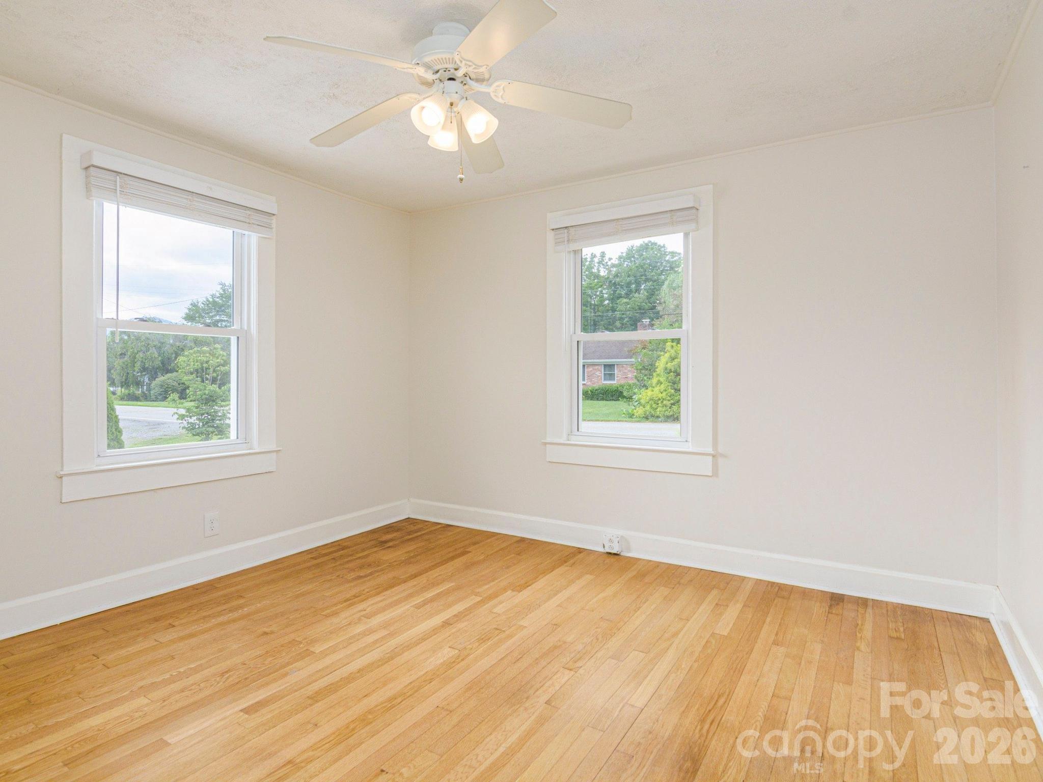 48 Hickory Tree Road — Asheville